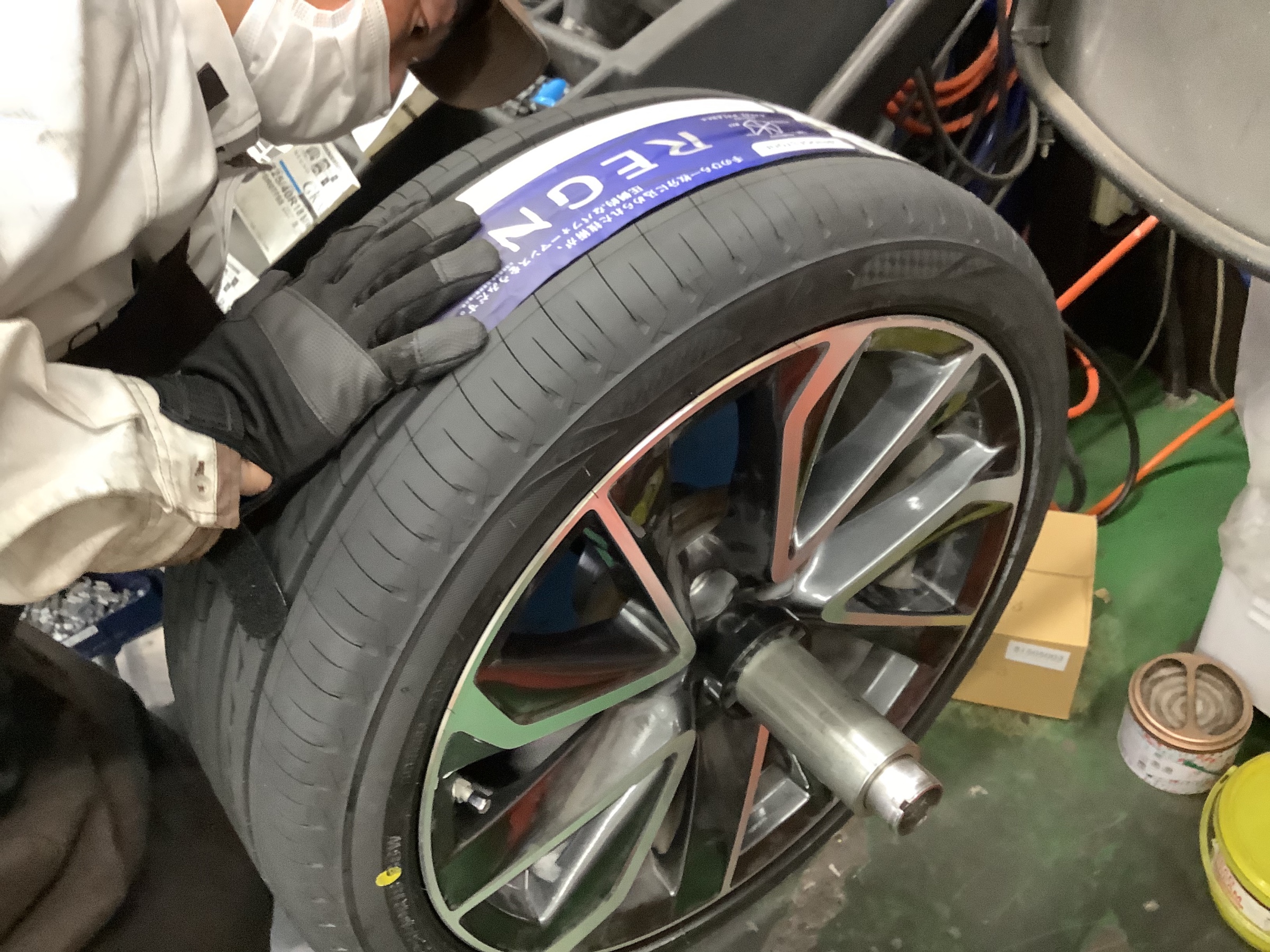 カローラスポーツ タイヤ交換 225/40R18 | トヨタ カローラスポーツ
