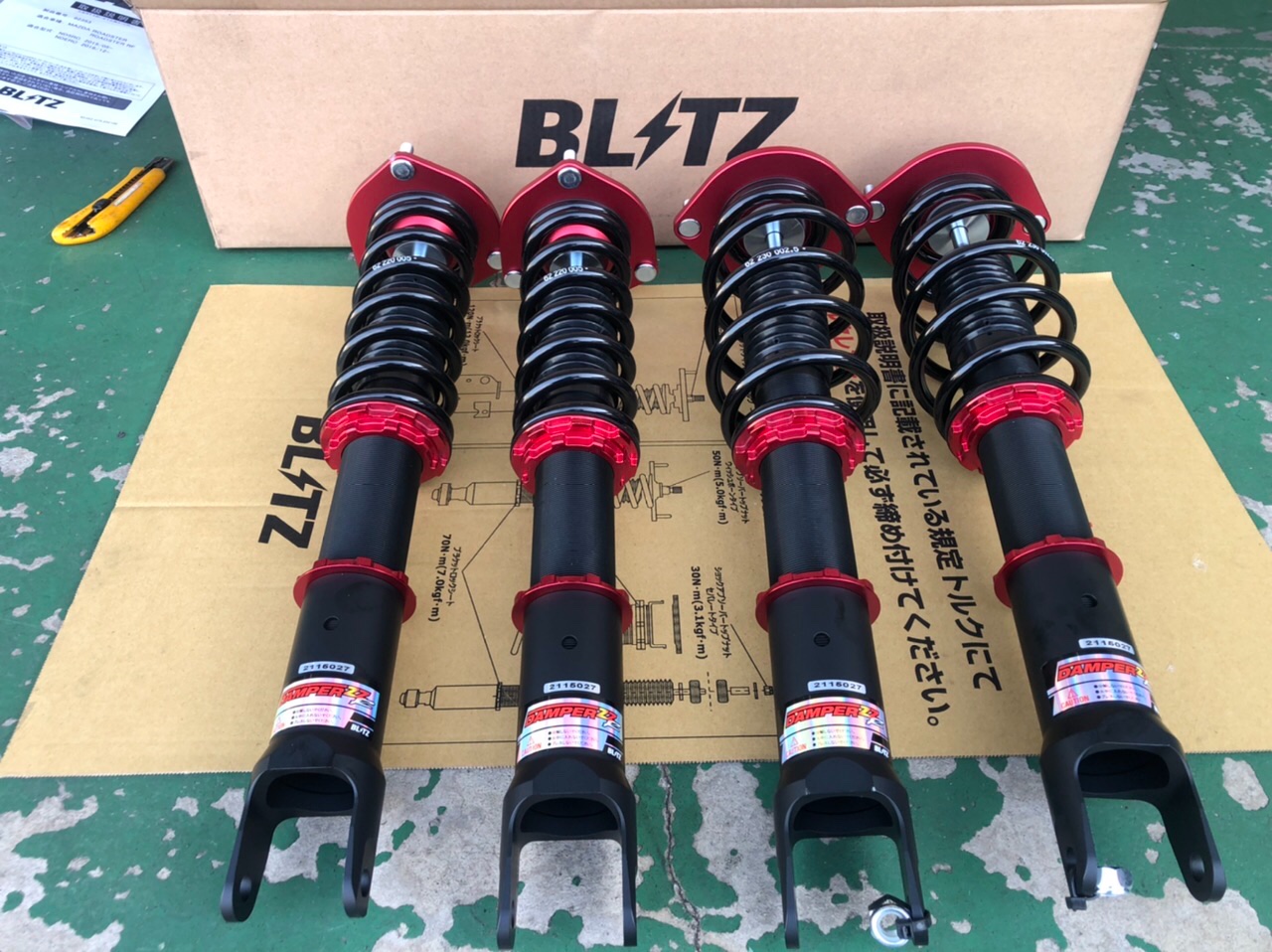 マツダ NDロードスターに車高調取り付け、アライメント調整！ | 店舗お