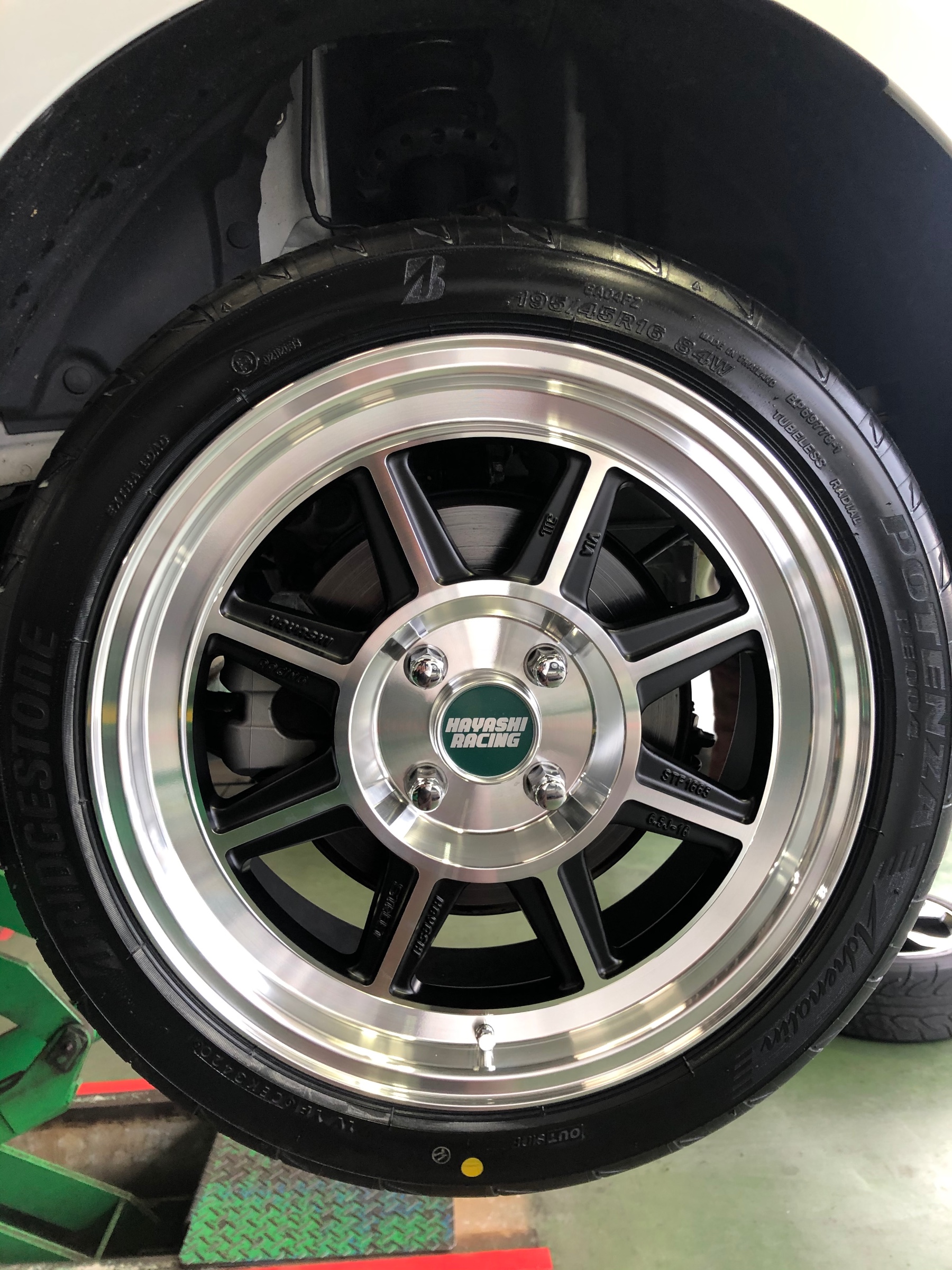 HONDA S660 タイヤホイール交換 | 店舗おススメ情報 | タイヤ館
