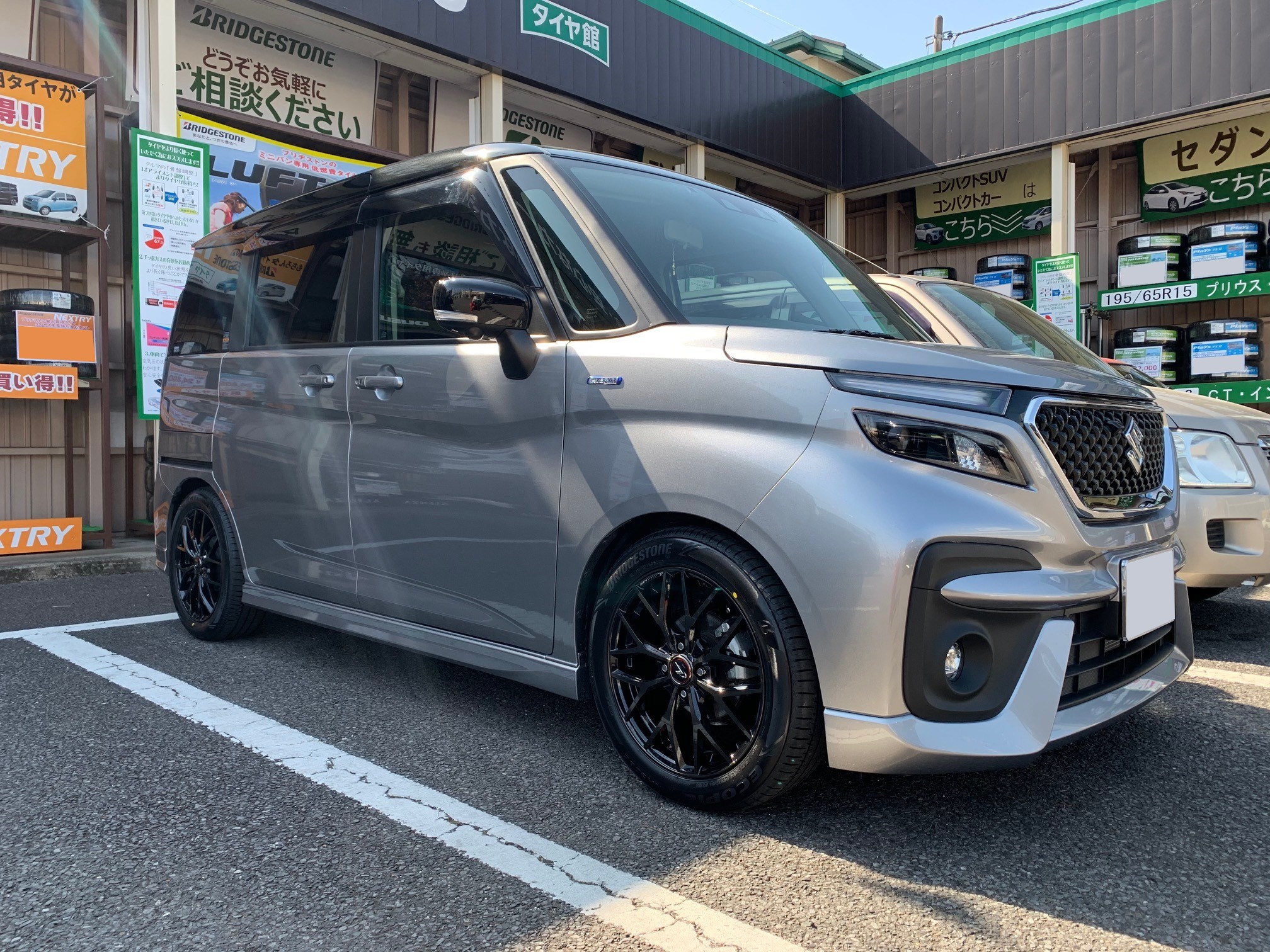 スズキ・ソリオバンディット・MA37S】タイヤ、ホイール