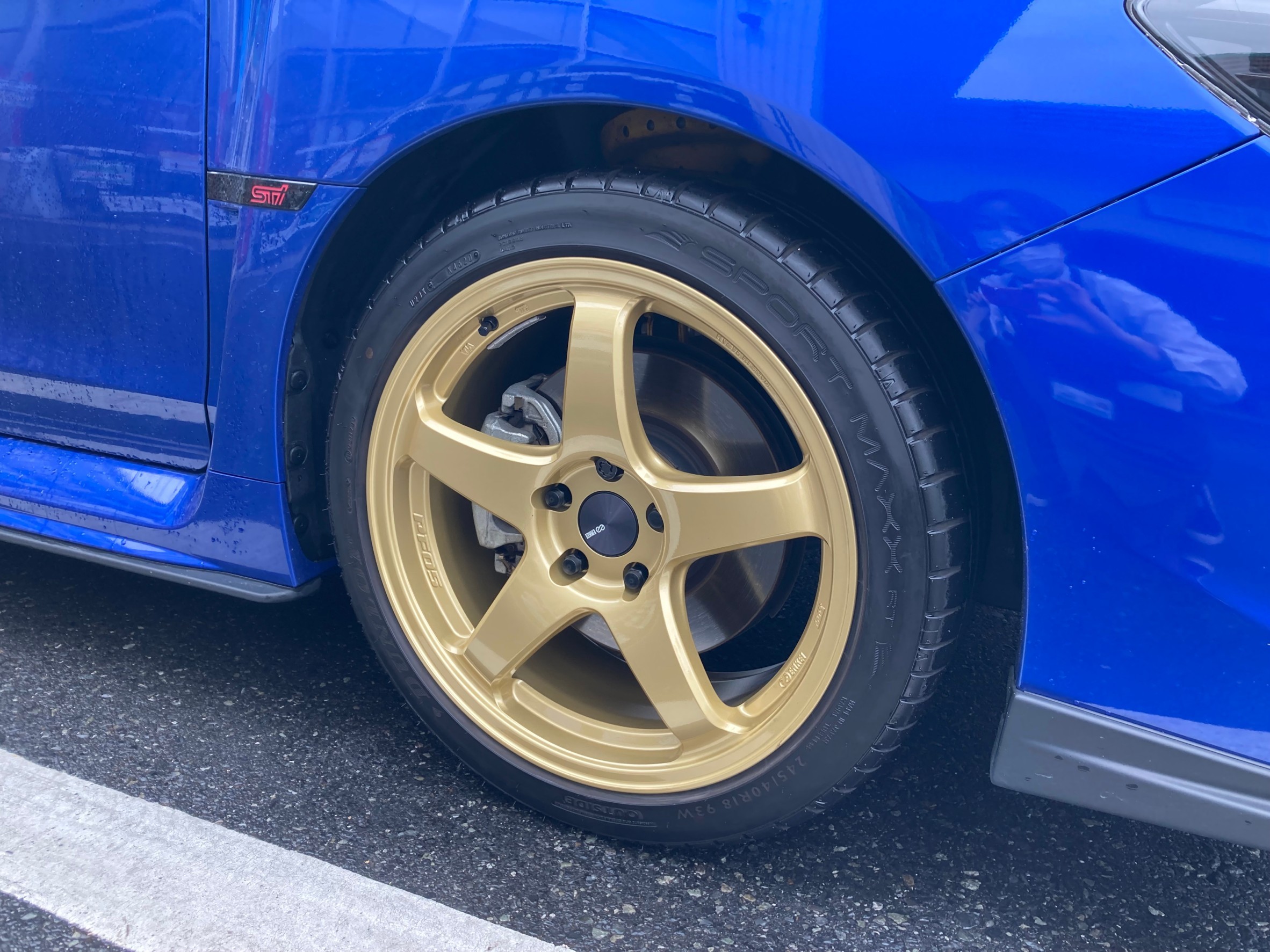タイヤ交換対象】スバル WRX S4 VAG ENKEI エンケイチューニング FC01