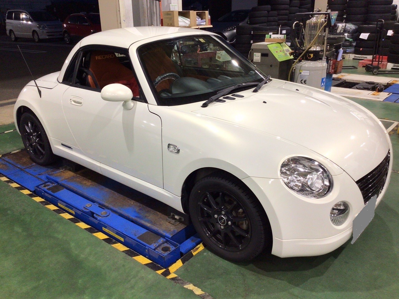 タイヤ交換対象】ダイハツ コペン L800K WEDS グラフト 8S ホワイト