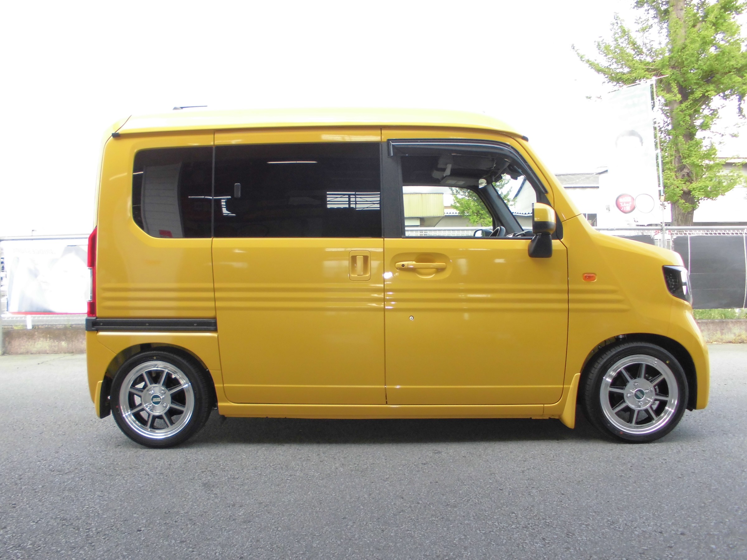 車高調・ホイールセット | 店舗おススメ情報 | タイヤ館 竜王