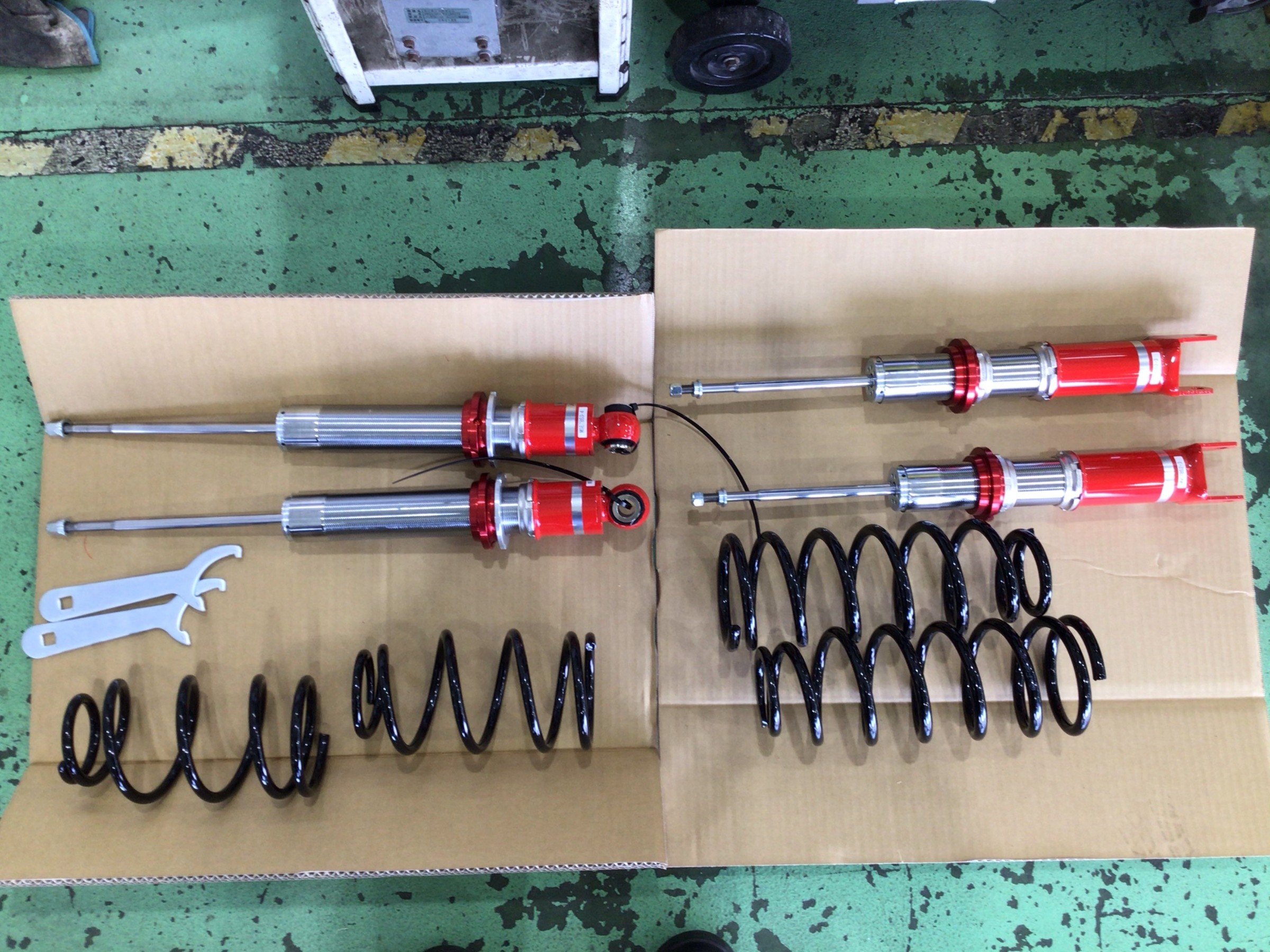 NCロードスター車高調取付 | 店舗おススメ情報 | タイヤ館 浜松高林店