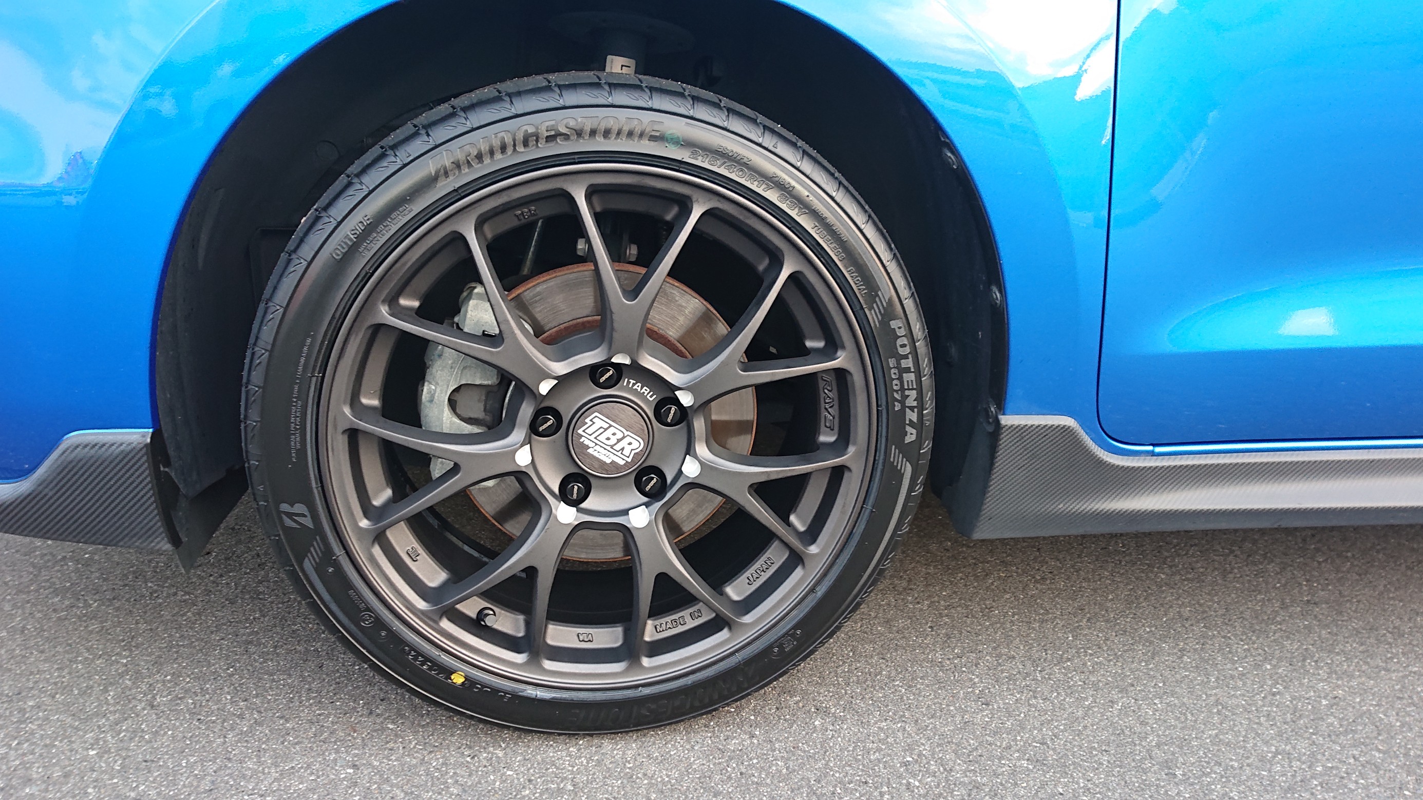 ZC33S・スイフトスポーツにレイズTBRイタル020S、ポテンザS007A
