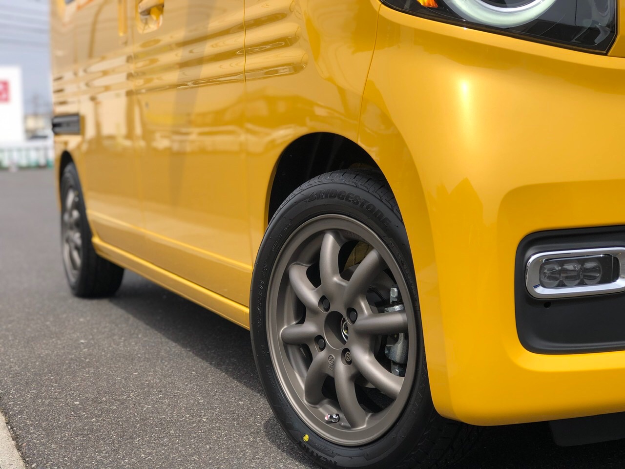 ホンダN-VANにタイヤホイールセット取り付け! | 店舗おススメ ホンダN-VANにタイヤホイールセット取り付け! | 店舗おススメ