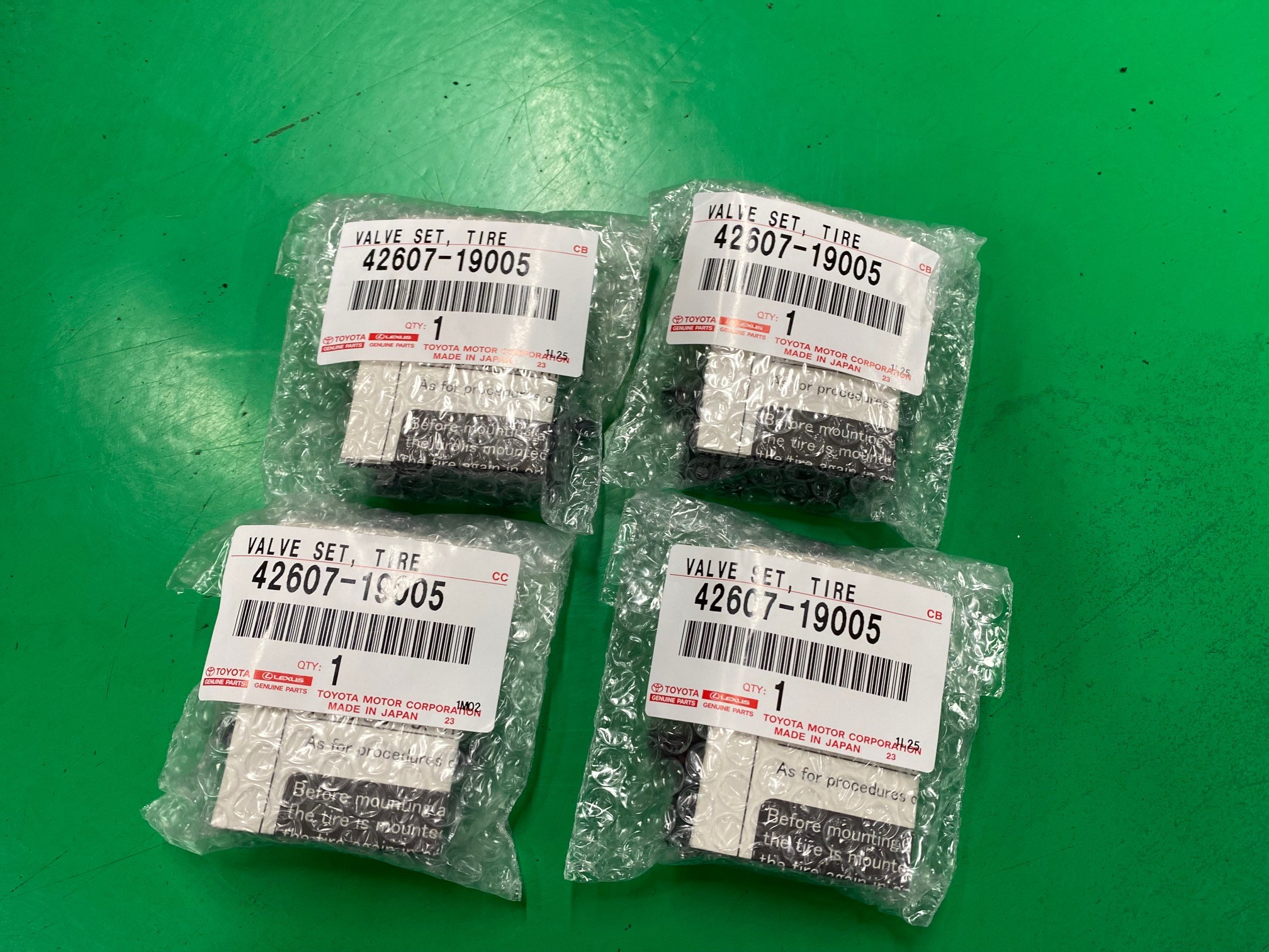 ヤリスGR ADVAN TC-4 アルミホイール取り付け | 店舗おススメ