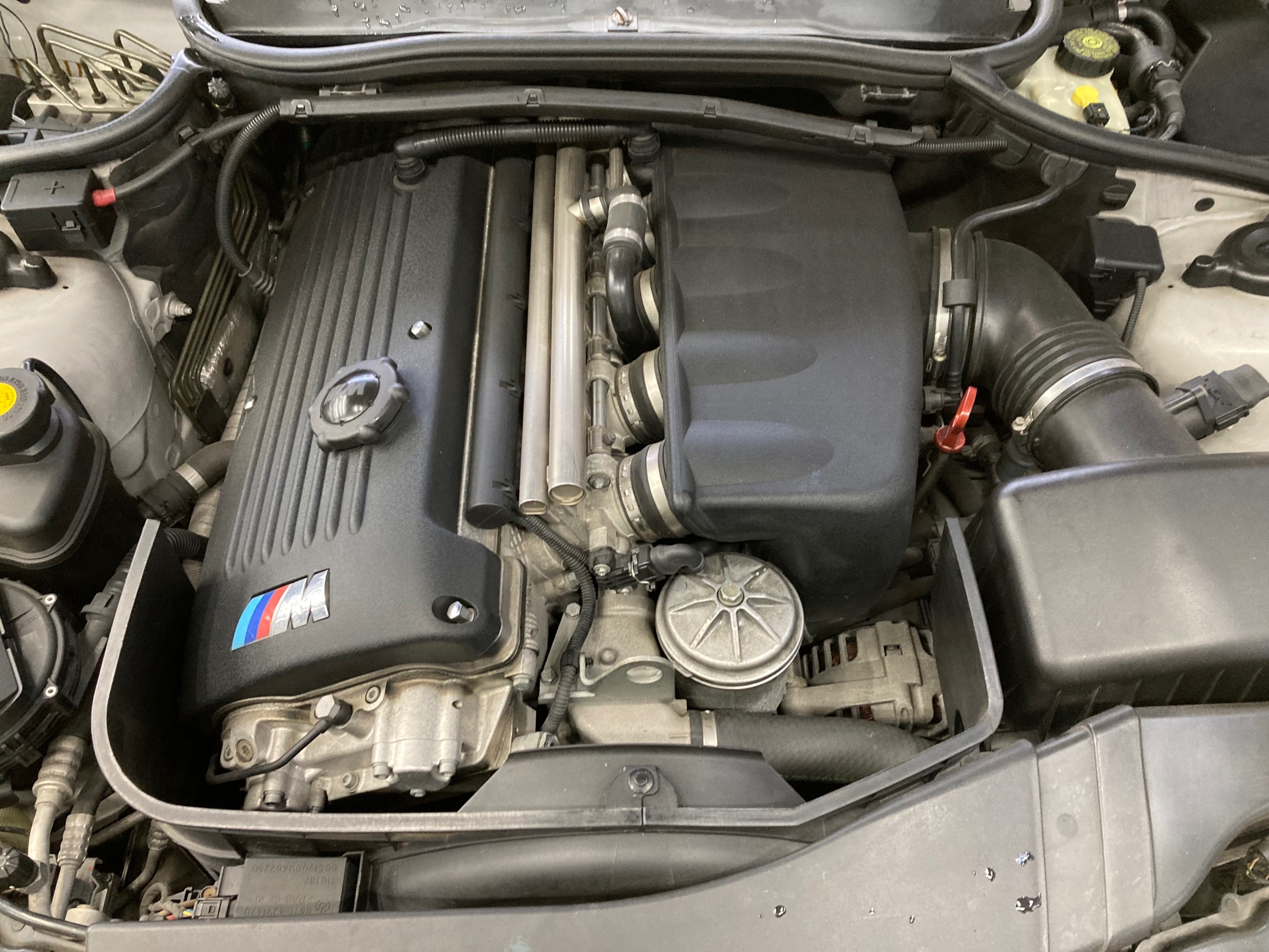 E46 M3 オイル交換 BRILL | BMW M3 メンテナンス商品 オイル関連