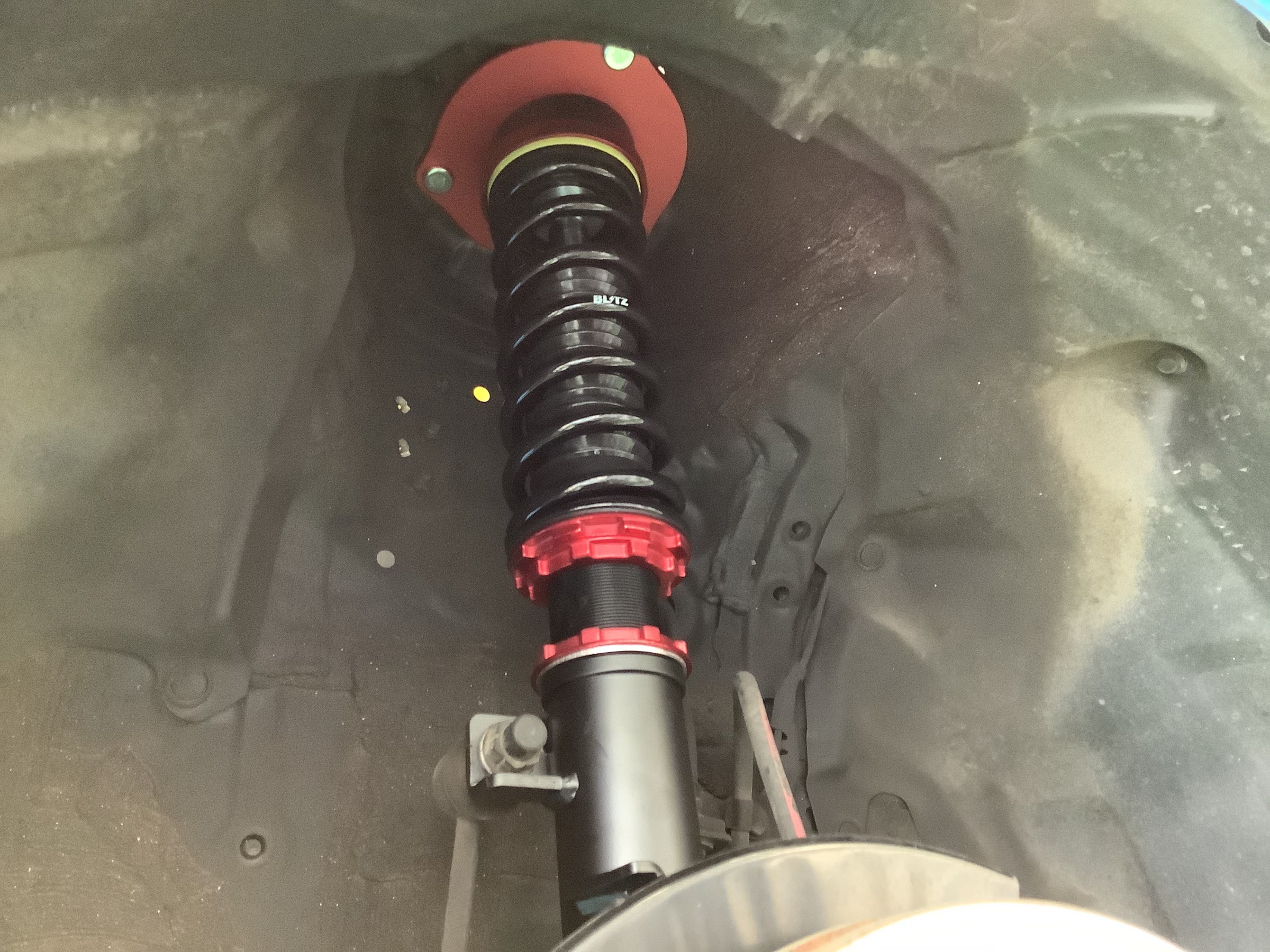 カムリハイブリッドxブリッツ車高調KITダンパーZZ－R | 店舗お