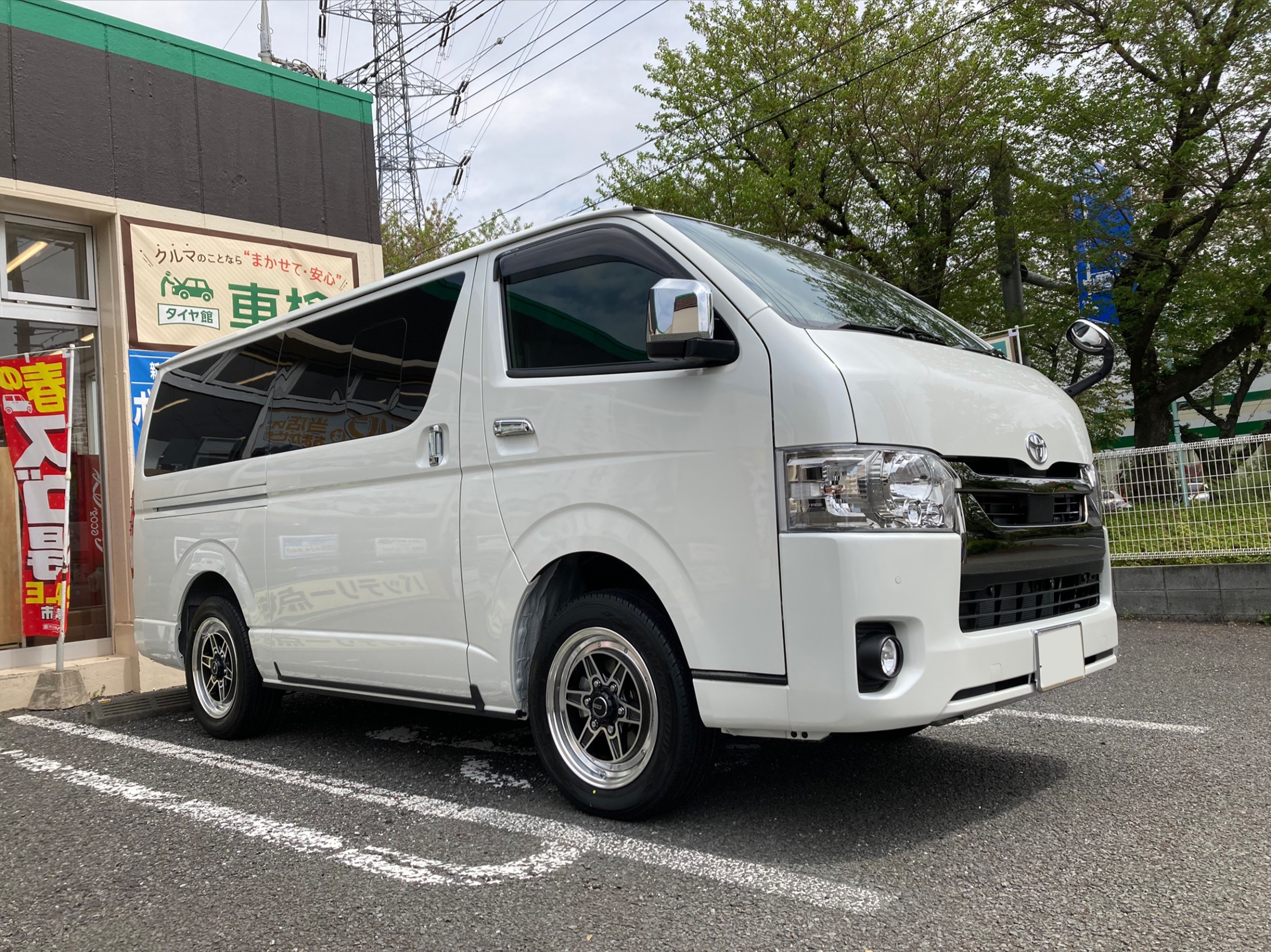 ハイエース SSR DEVIDE MK-6取付 | トヨタ ハイエース ホイール タイヤ