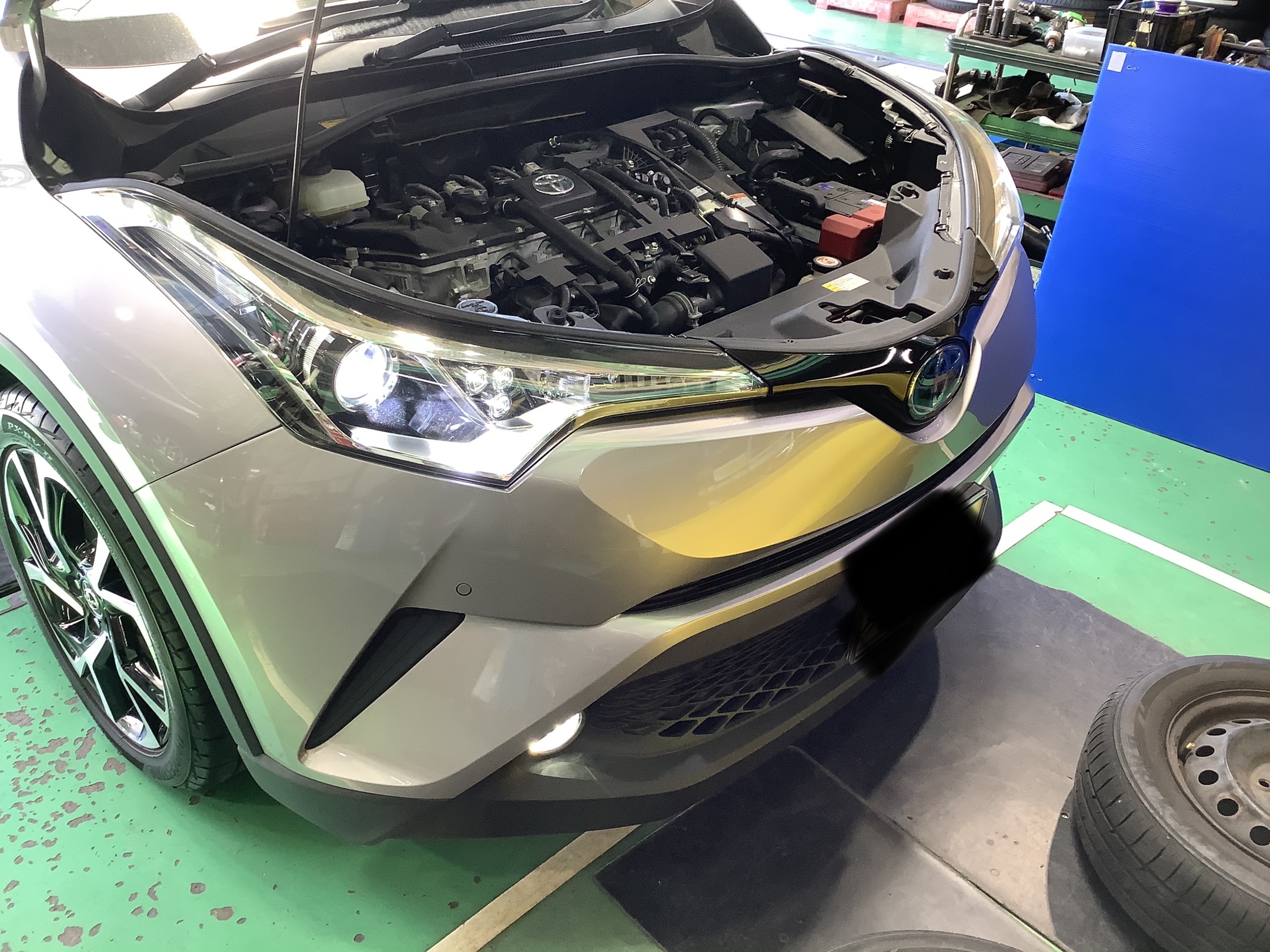 トヨタ C-HR ヘッドライトLED交換 | 店舗おススメ情報 | タイヤ トヨタ C-HR ヘッドライトLED交換 | 店舗おススメ情報 | タイヤ