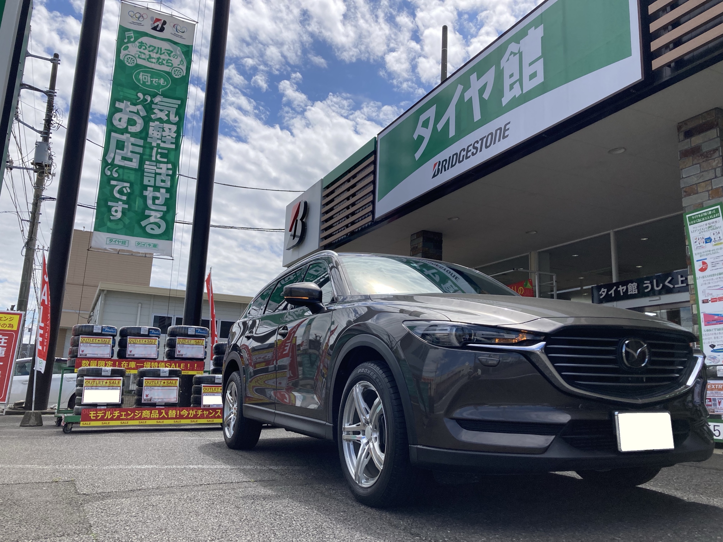マツダ・CX-8】大型SUVの死角をカバー！安心の360°ドライブ