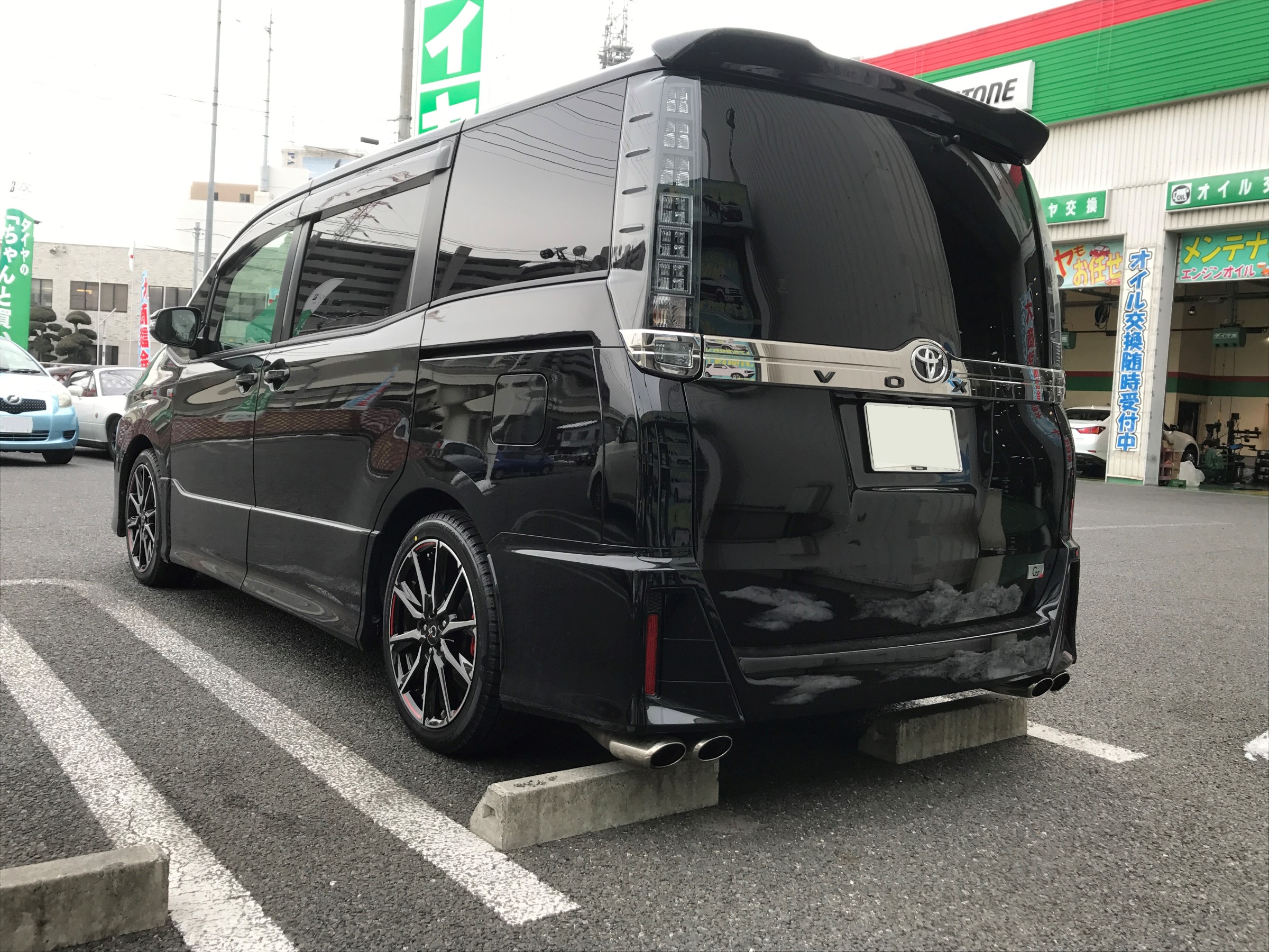 ８０ＶＯＸＹ Ｇ′ｓ スタッドレスタイヤ交換♪（20180128） | トヨタ