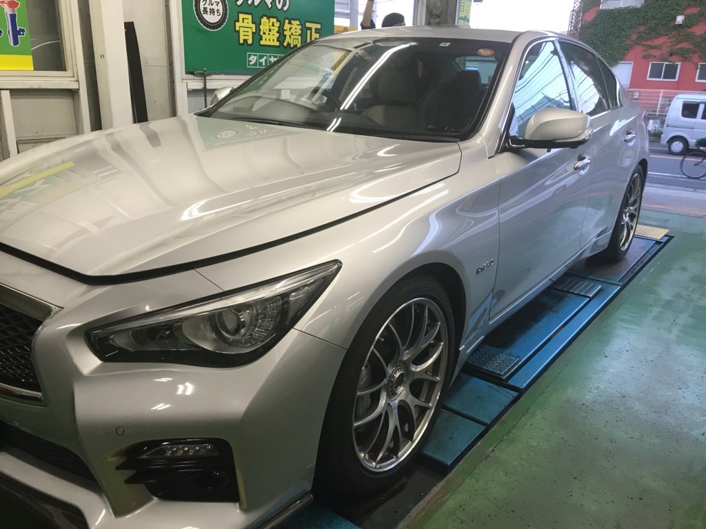 体感できるエンジンオイル A S H Fs 5w 40 V37スカイラインhvに注入 日産 スカイライン メンテナンス商品 オイル関連 エンジンオイル交換 サービス事例 タイヤ館 瀬谷 神奈川県のタイヤ カー用品ショップ タイヤからはじまる トータルカーメンテナンス タイヤ