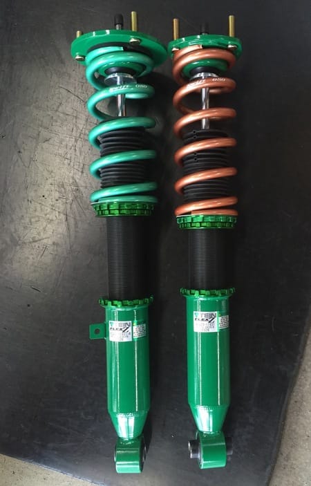 マークxに車高調取り付け スタッフ日記 タイヤ館 パドック２４６ 東京都のタイヤ カー用品ショップ タイヤからはじまる トータルカーメンテナンス タイヤ館グループ