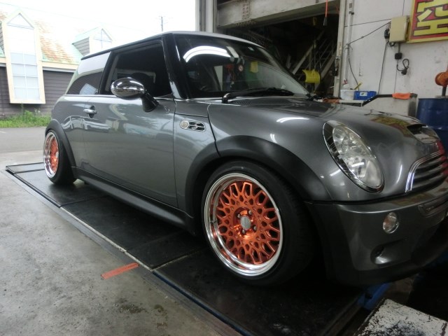 ｍｉｎｉ ｒ５３ クーパーｓ ｗｏｒｋ ｼｰｶｰ ｃｘ ミニ クーパーs ホイール タイヤ ホイール関連 タイヤ ホイール交換 サービス事例 タイヤ館 大河原 宮城県のタイヤ カー用品ショップ タイヤからはじまる トータルカーメンテナンス タイヤ館グループ