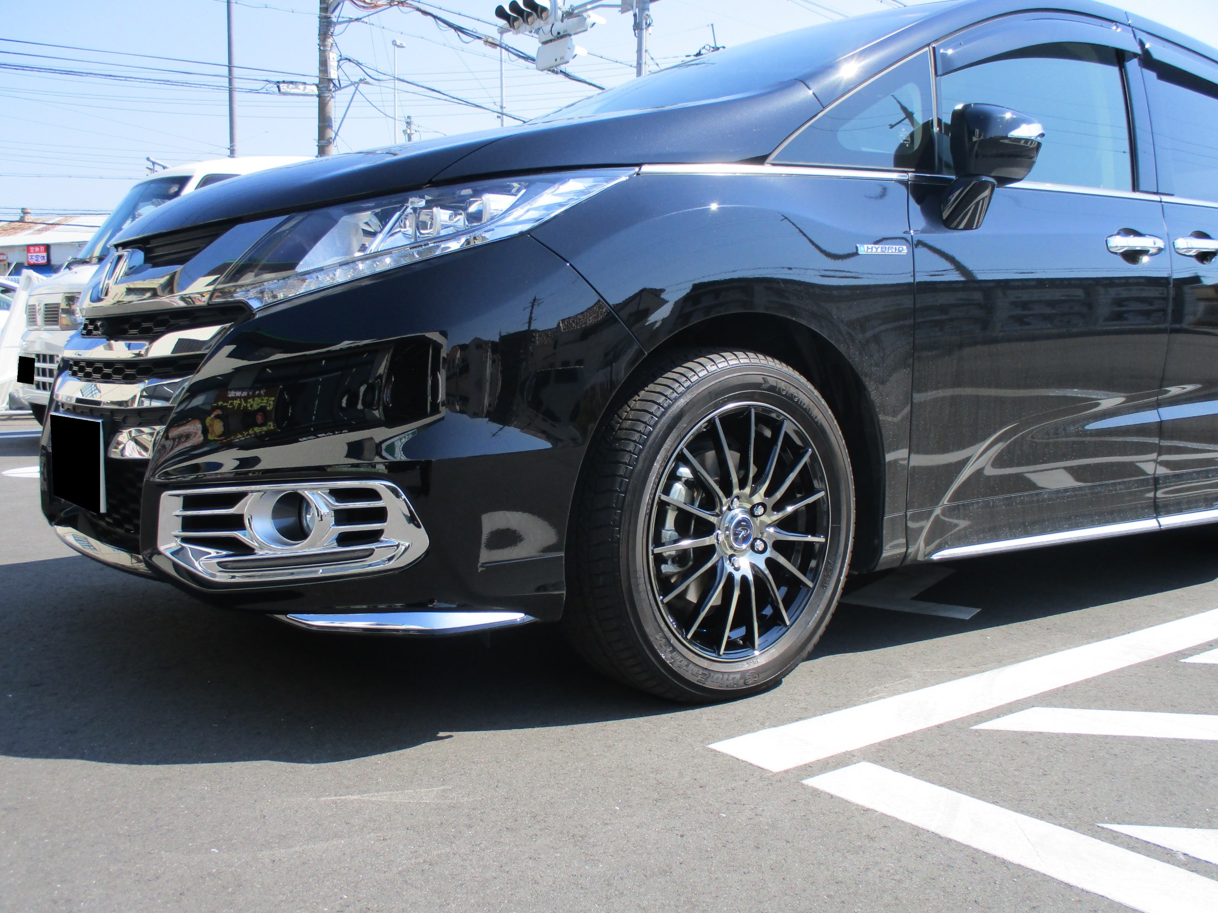オデッセイ レオニス ナヴィア05取り付け サービス事例 タイヤ館 交野 タイヤからはじまる トータルカーメンテナンス タイヤ館グループ