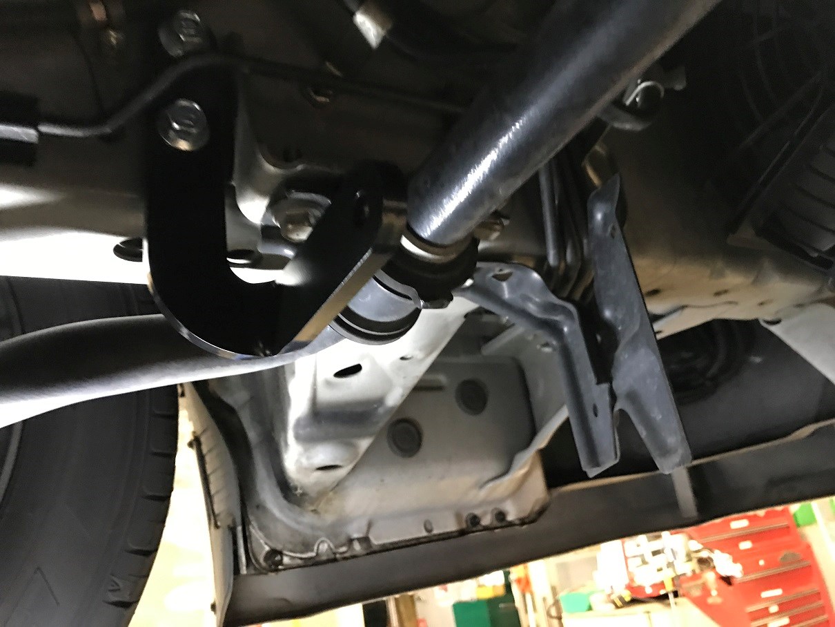 COX（コックス）ボディダンパー 200系ハイエース | スタッフ日記