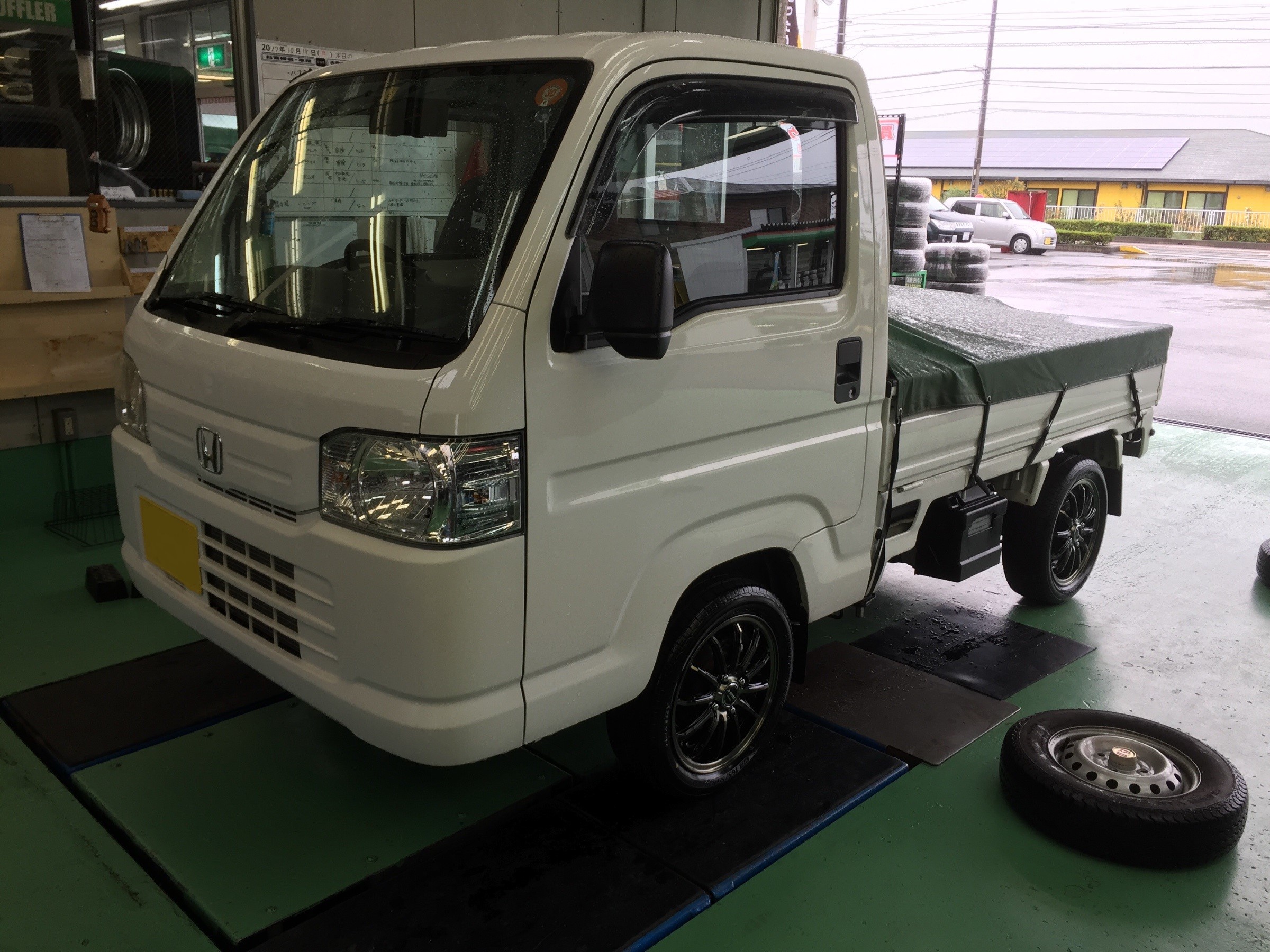 軽トラック アルミホイール交換 | ホンダ アクティ ホイール タイヤ