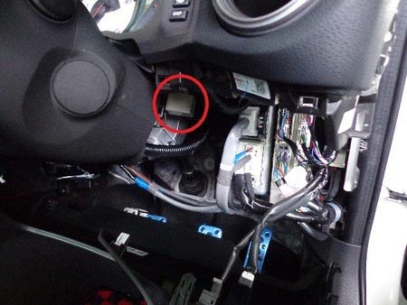 トヨタ 86前期型 テールレンズ交換 トムスledテールランプ ブラキッシュレッド トヨタ 86 その他 パーツ取付 各種用品取付 サービス事例 タイヤ館 稲沢 愛知県 三重県のタイヤ カー用品ショップ タイヤからはじまる トータルカーメンテナンス タイヤ館