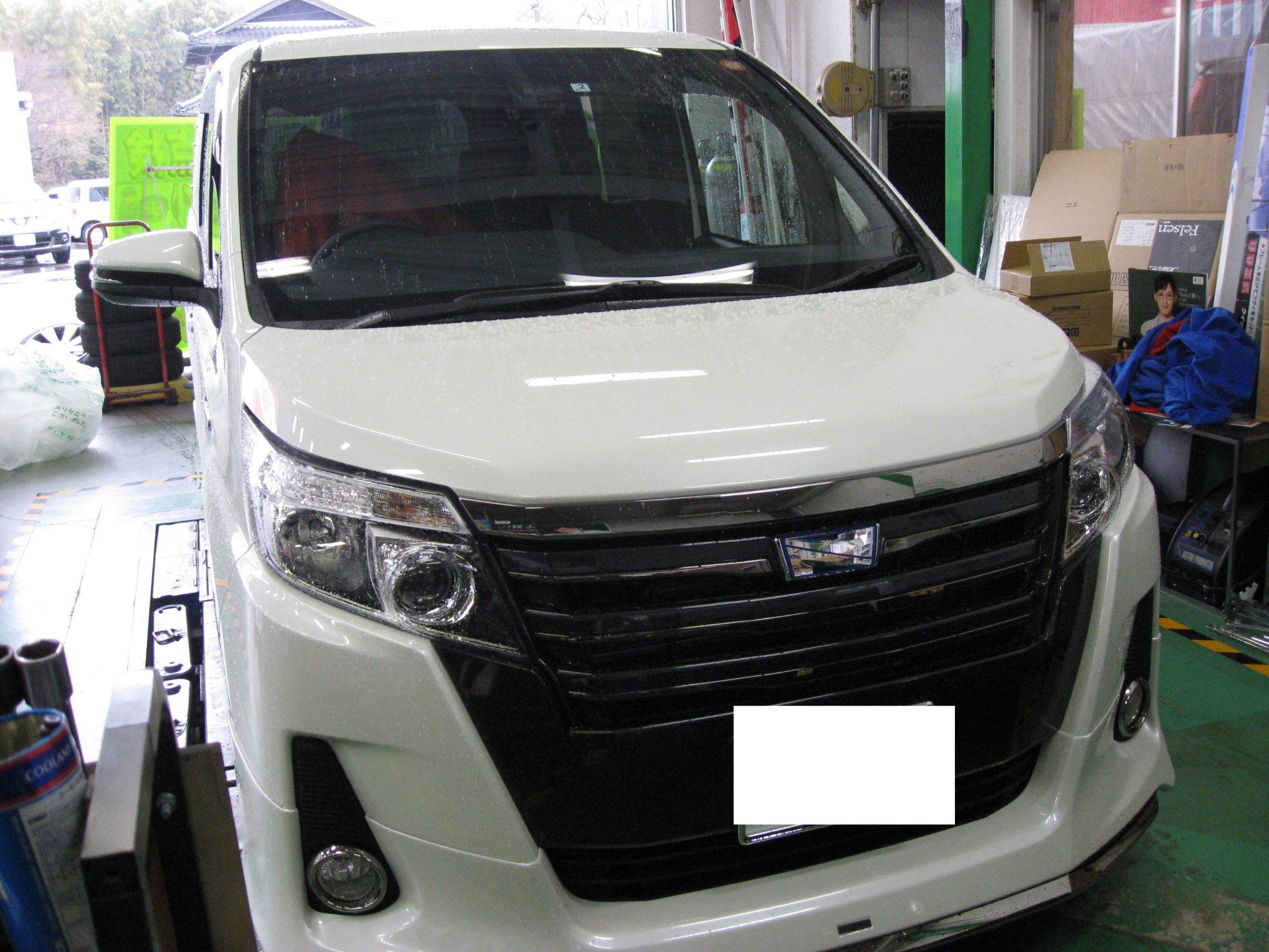 ８０ノアＨＶ ＴＥＩＮダウンサス | トヨタ ノア その他 パーツ取付