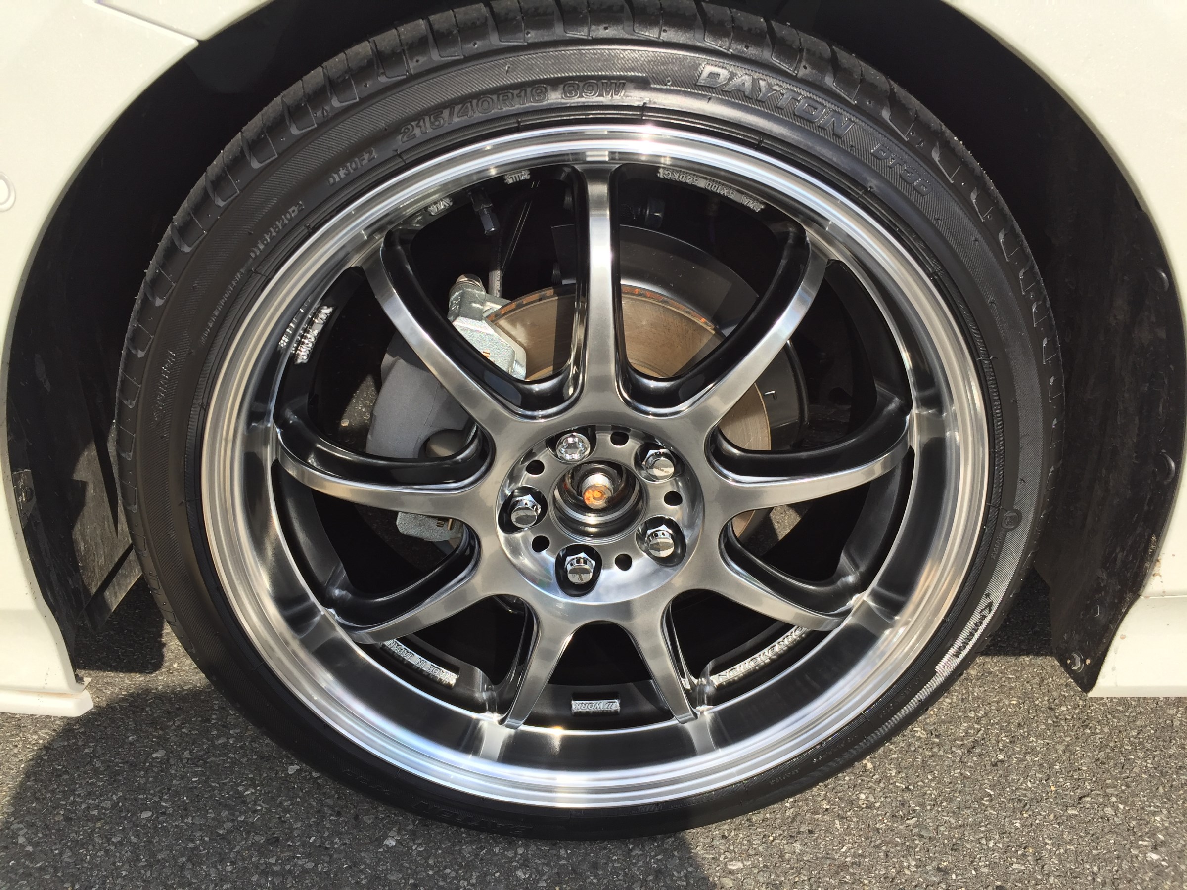 WORK エモーションＤ９Ｒ＆RSRサス ５０プリウスに取り付け♪ | トヨタ