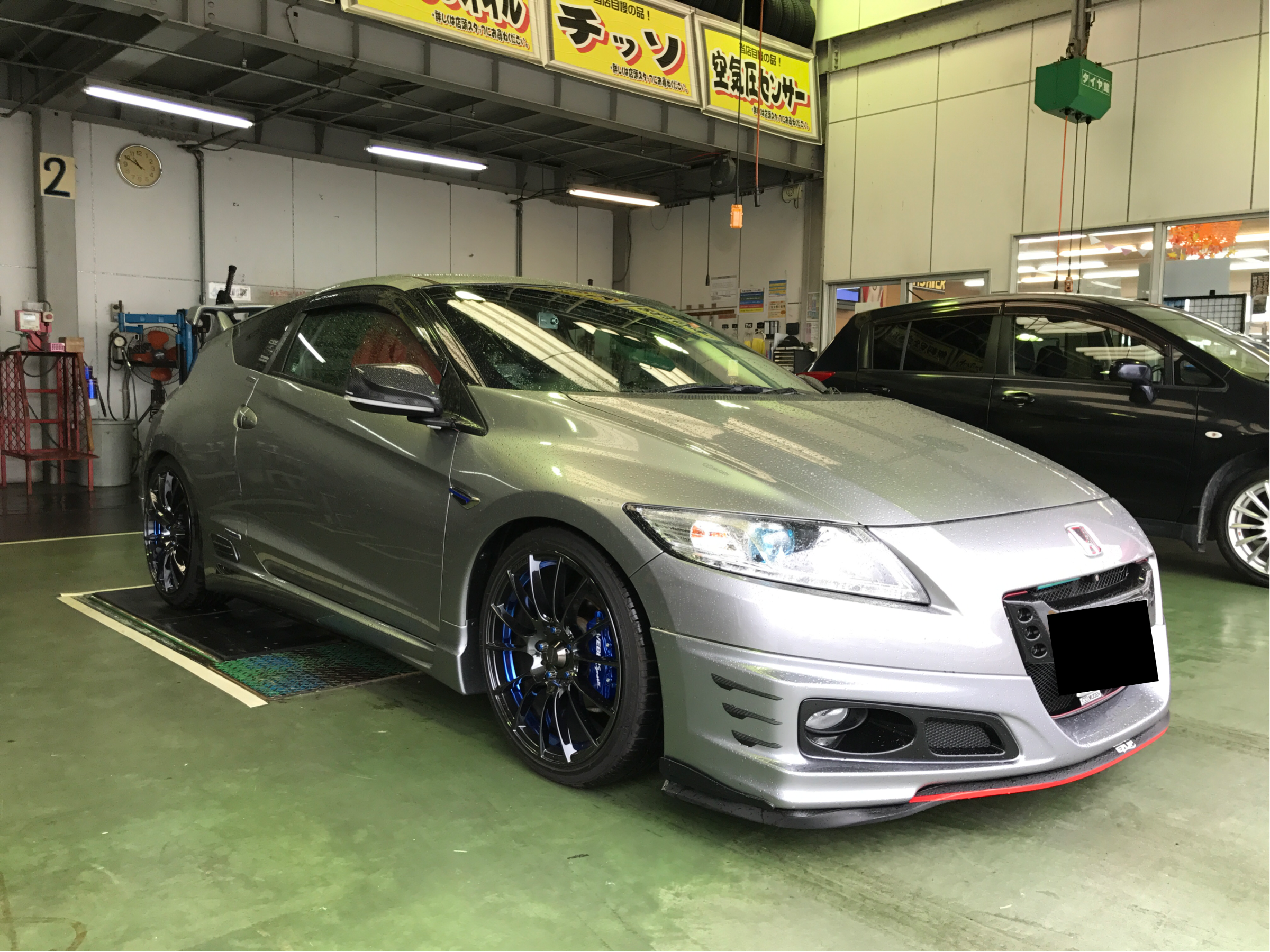 レカロシート取り付けパート１ ホンダ Cr Z サービス事例 タイヤ館 宗像 タイヤからはじまる トータルカーメンテナンス タイヤ館グループ