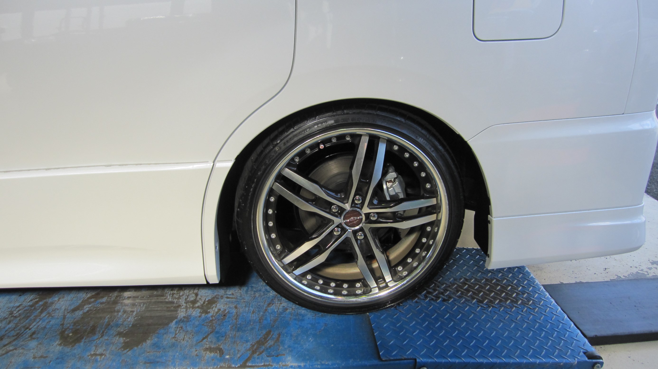 ZRR80・ノア、ヴォクシー 他 FLEX Z 車高調 TEIN - パーツ