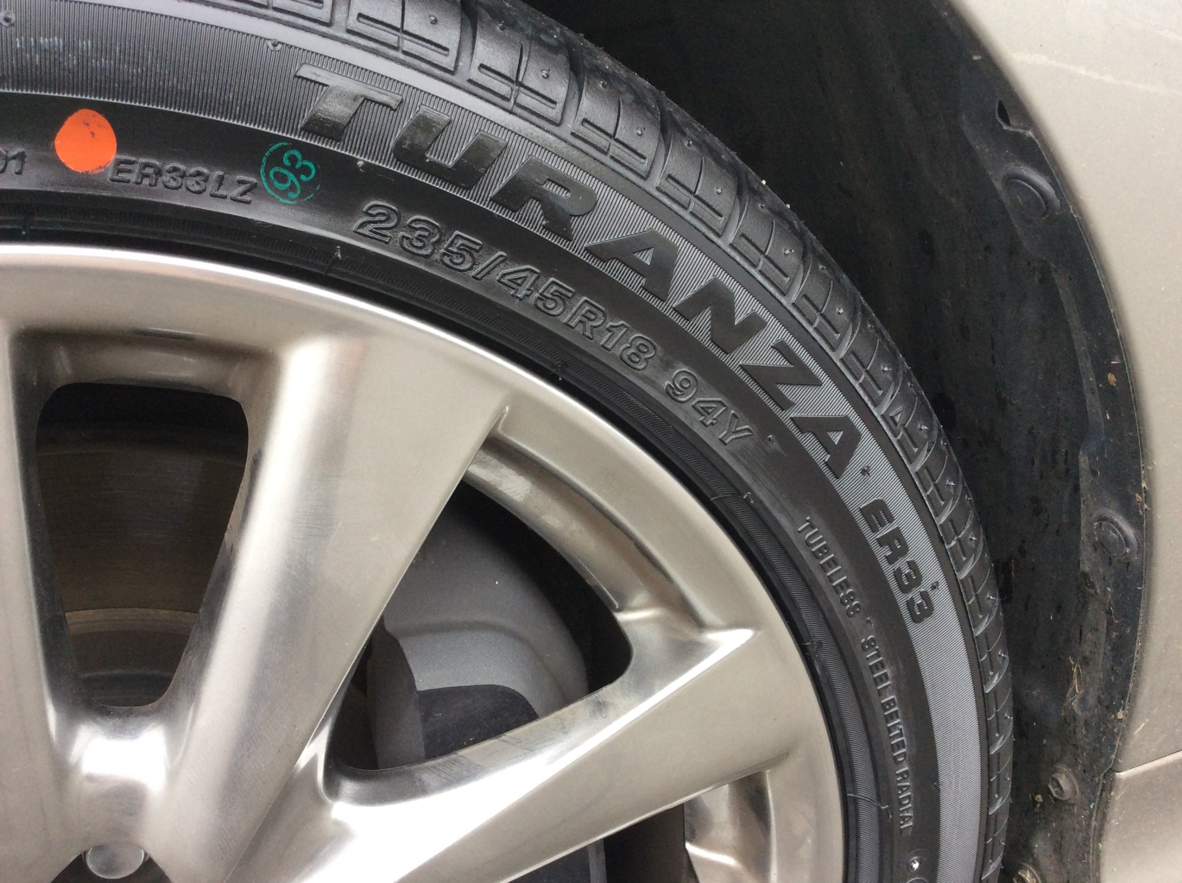 レクサス GS450h(GWL10)タイヤ交換! | レクサス GS タイヤ タイヤ・ホイール関連 > タイヤ・ホイール交換 | 日立大みか店作業事例 | タイヤ館 日立 大みか | 茨城県のタイヤ、カー用品ショップ タイヤからはじまる、トータルカーメンテナンス タイヤ館グループ レクサス GS450h(GWL10)タイヤ交換! | レクサス GS タイヤ タイヤ・ホイール関連 > タイヤ・ホイール交換 | 日立大みか店作業事例 | タイヤ館 日立 大みか | 茨城県のタイヤ、カー用品ショップ タイヤからはじまる、トータルカーメンテナンス タイヤ館グループ