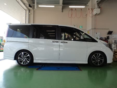 ステップワゴン Rp3 テイン車高調フレックスａ 取付 スタッフ日記 タイヤ館 春日部 タイヤからはじまる トータルカーメンテナンス タイヤ館グループ