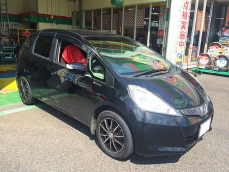 フィット タイヤホイールセット スタッフ日記 タイヤ館 １２２鳩ヶ谷 タイヤからはじまる トータルカーメンテナンス タイヤ館グループ