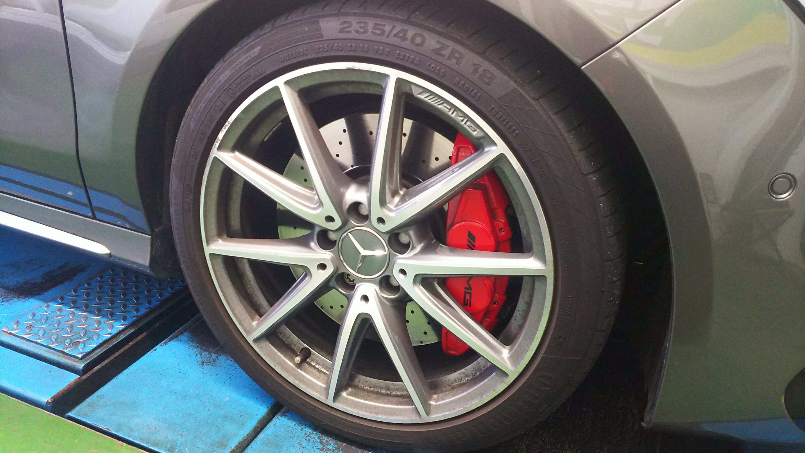 メルセデスベンツ CLA45 スタッドレスタイヤ装着 | 店舗おススメ情報