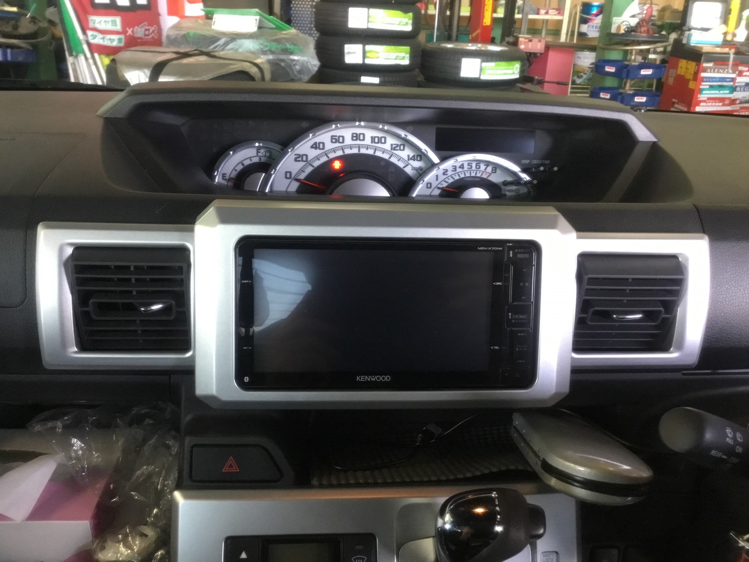 ウェイク ドライブレコーダー取り付け ダイハツ ウェイク Av ナビ機器 カー用品取付 Av商品取付 技術サービスブログ タイヤ館 鎌ヶ谷 千葉県のタイヤ カー用品ショップ タイヤからはじまる トータルカーメンテナンス タイヤ館グループ