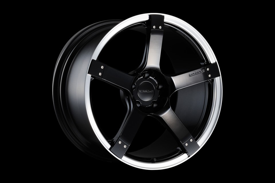 ブリヂストンが誇る鍛造アルミ プロドライブ 人気の「GC-05N」 | 店舗