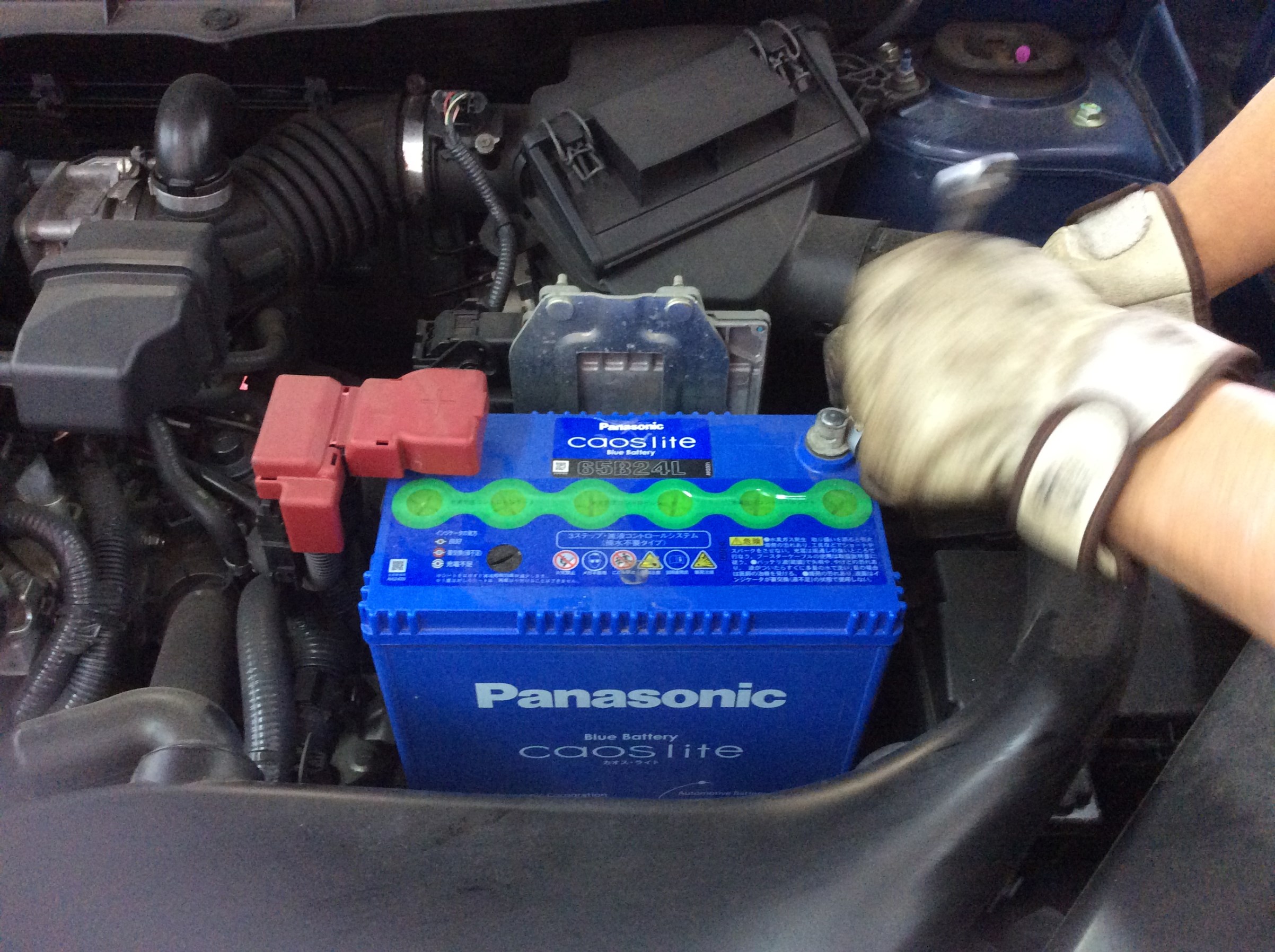 日産 エクストレイルのバッテリー交換 日産 エクストレイル メンテナンス商品 パーツ取付 各種用品取付 お客様取り付けブログ タイヤ館 水戸けやき台 茨城県のタイヤ カー用品ショップ タイヤからはじまる トータルカーメンテナンス タイヤ館グループ