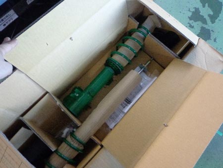 スイフト ｒｓに車高調 その１ スズキ スイフト その他 パーツ取付 足回り関係取付 サービス事例 タイヤ館 浜松高林店 タイヤからはじまる トータルカーメンテナンス タイヤ館グループ