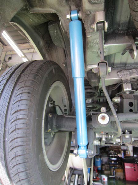 トヨタサクシード ｎｃｐ58ｇ ｋｙｂショック交換 トヨタ サクシード その他 パーツ取付 各メーカー 車高調 ダウンスプリング ショックアブソーバー交換 スポーツブレーキパッド ローター 純正部品各種取付 サービス事例 タイヤ館 瀬谷 神奈川県のタイヤ