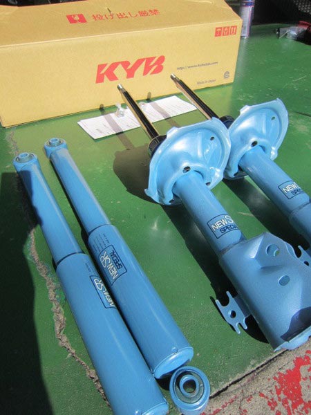 トヨタサクシード（ＮＣＰ58Ｇ） ＫＹＢショック交換 | トヨタ ...