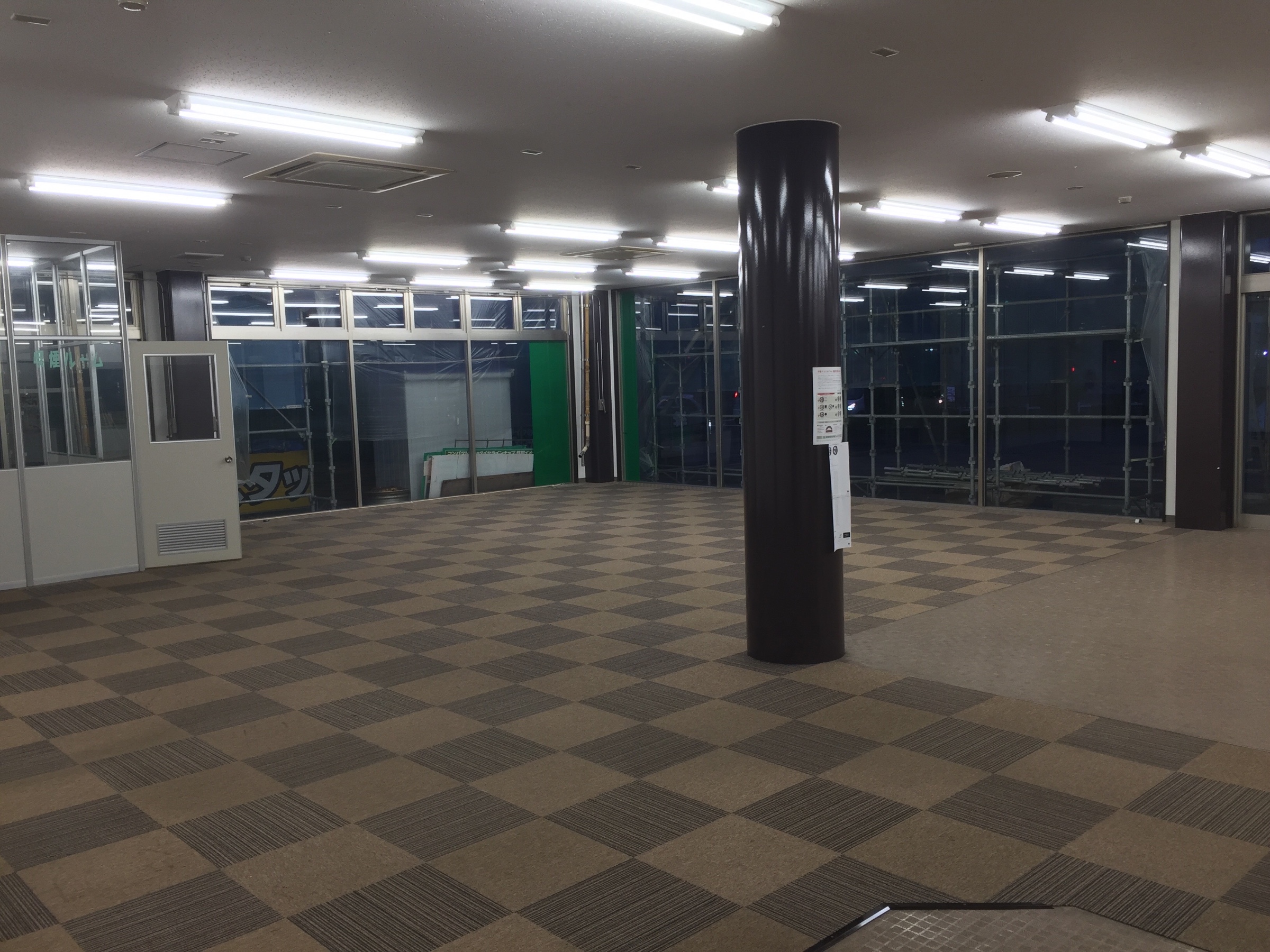 昨夜撮影しました。