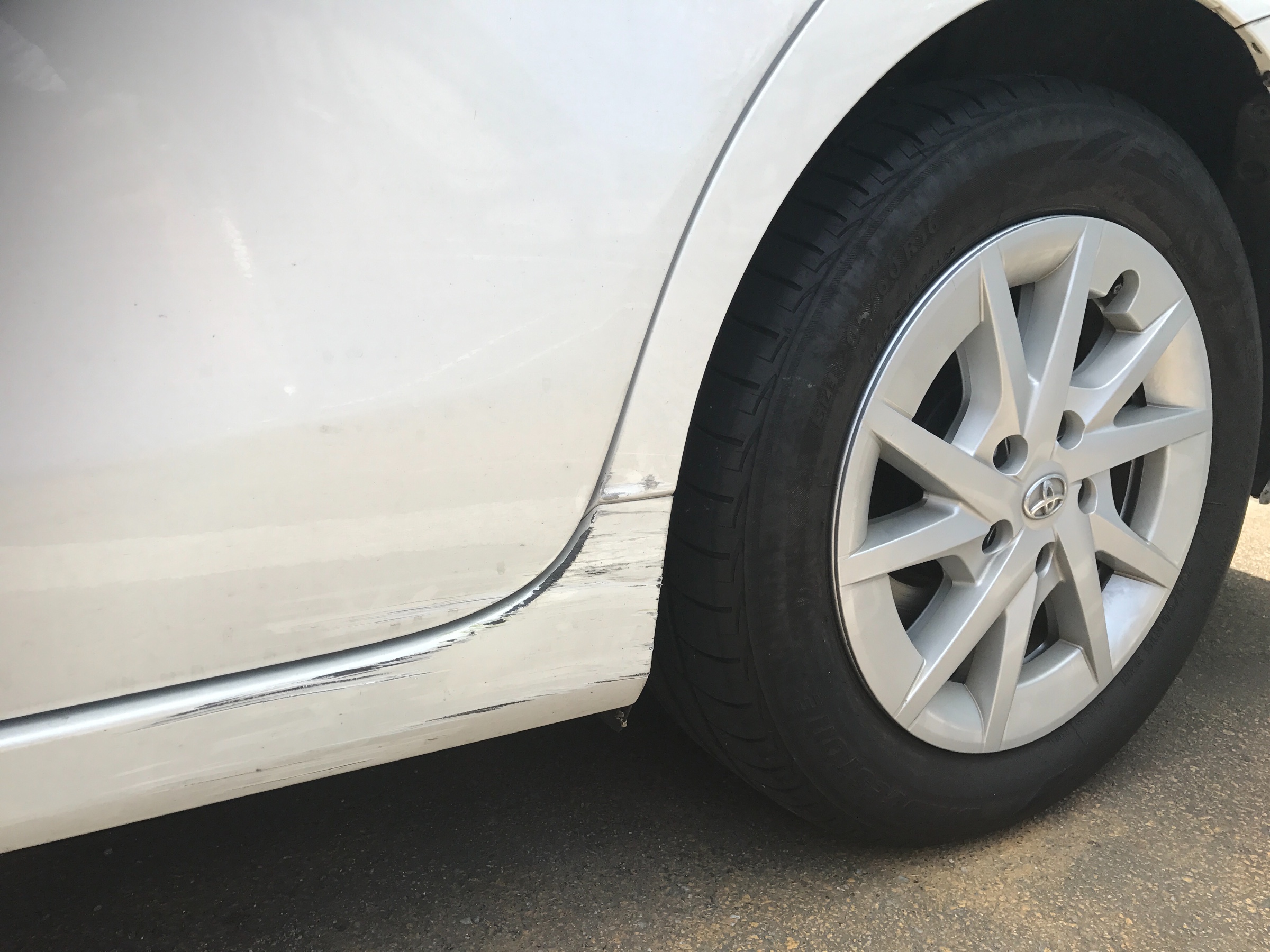 車のキズ スタッフ日記 タイヤ館 鳥栖 タイヤからはじまる トータルカーメンテナンス タイヤ館グループ