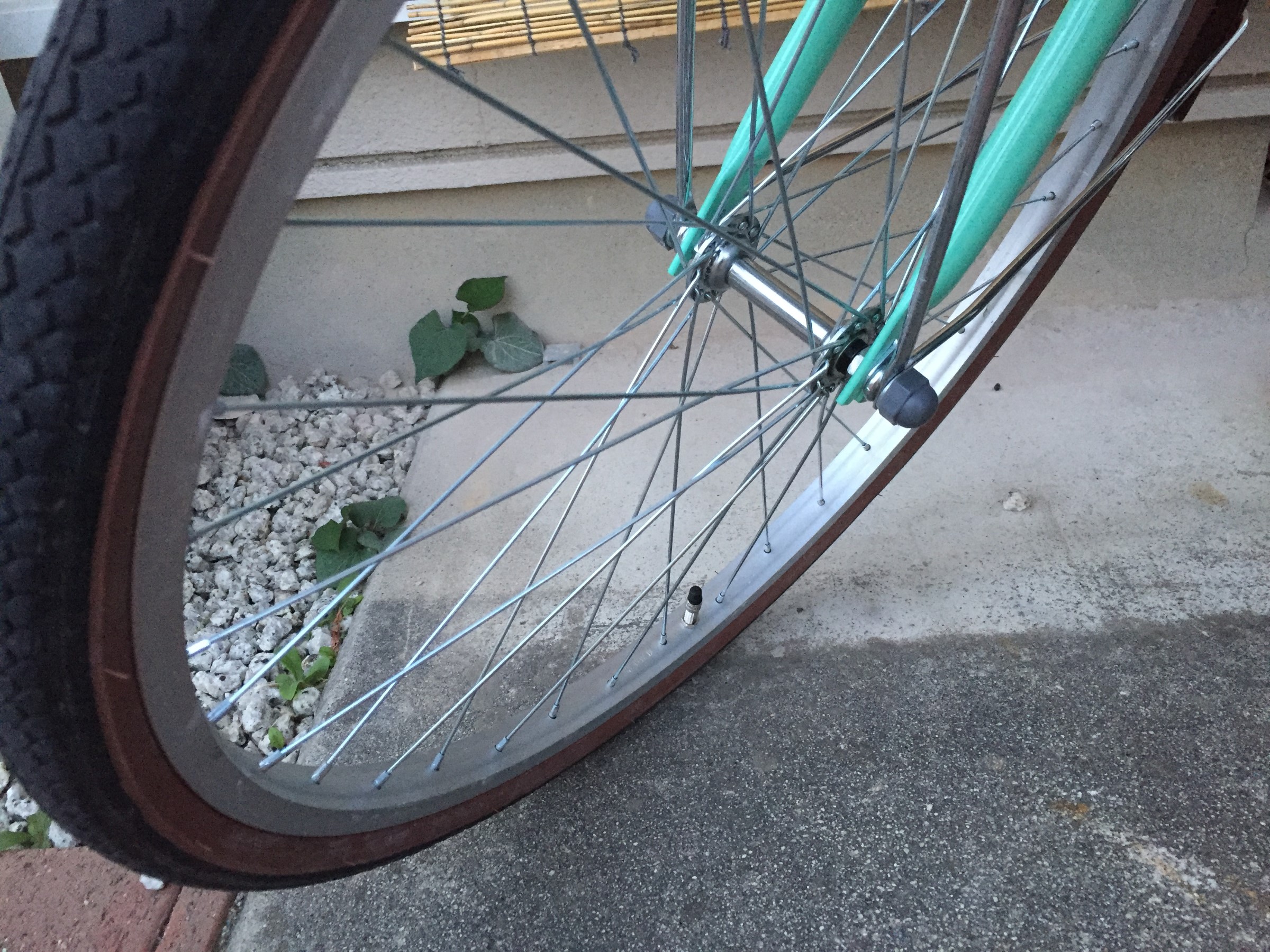 自転車 パンク 修理 後 輪