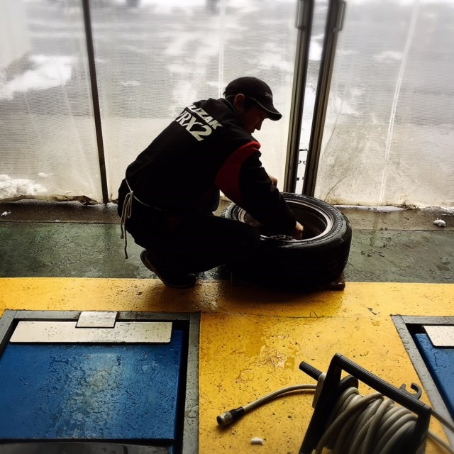 ピットにて撮影