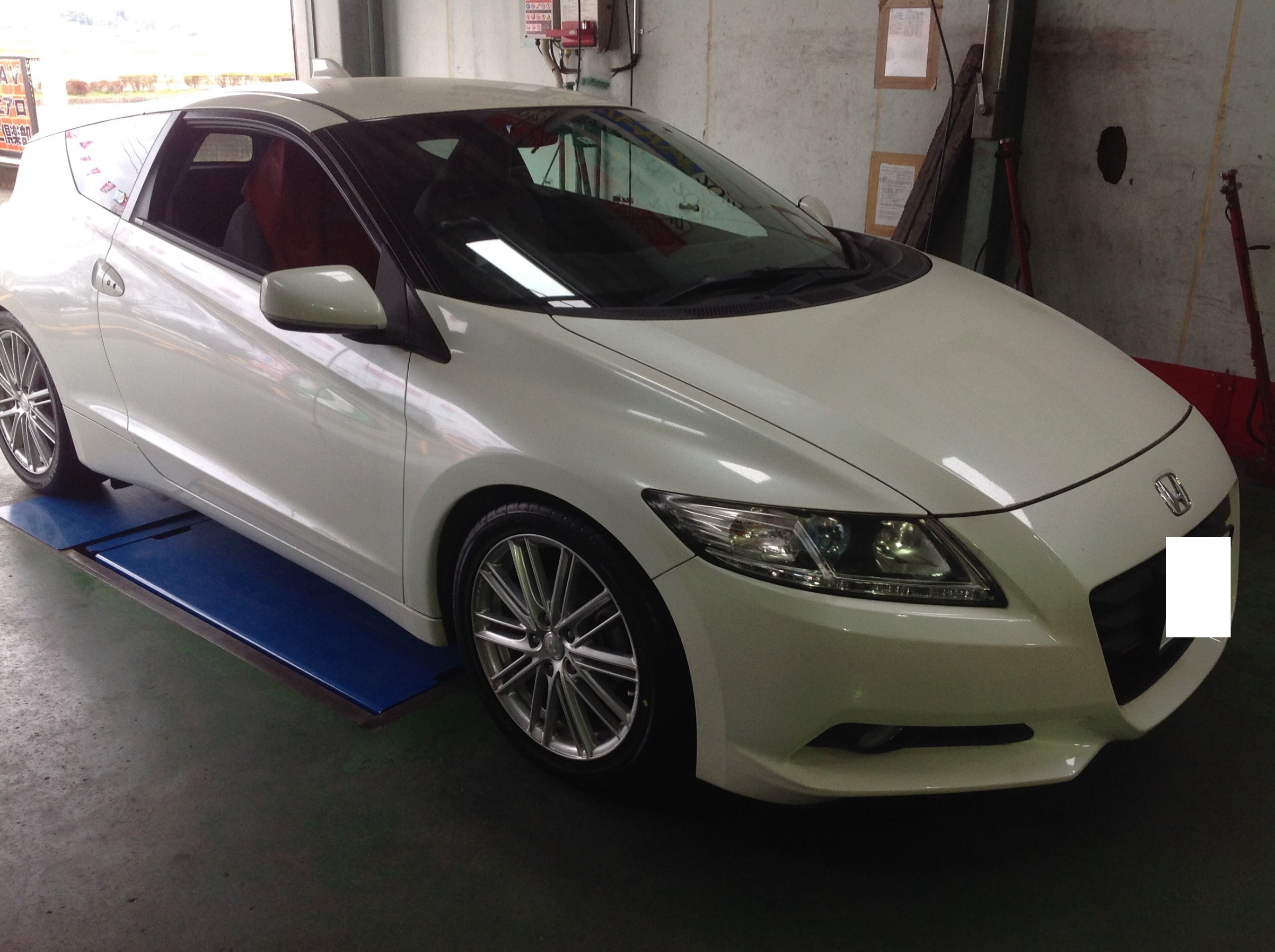 Cr Z タイヤ交換 ホンダ Cr Z タイヤ タイヤ ホイール関連 タイヤ ホイール交換 スタッフ日記 タイヤ館 宇都宮東 タイヤからはじまる トータルカーメンテナンス タイヤ館グループ