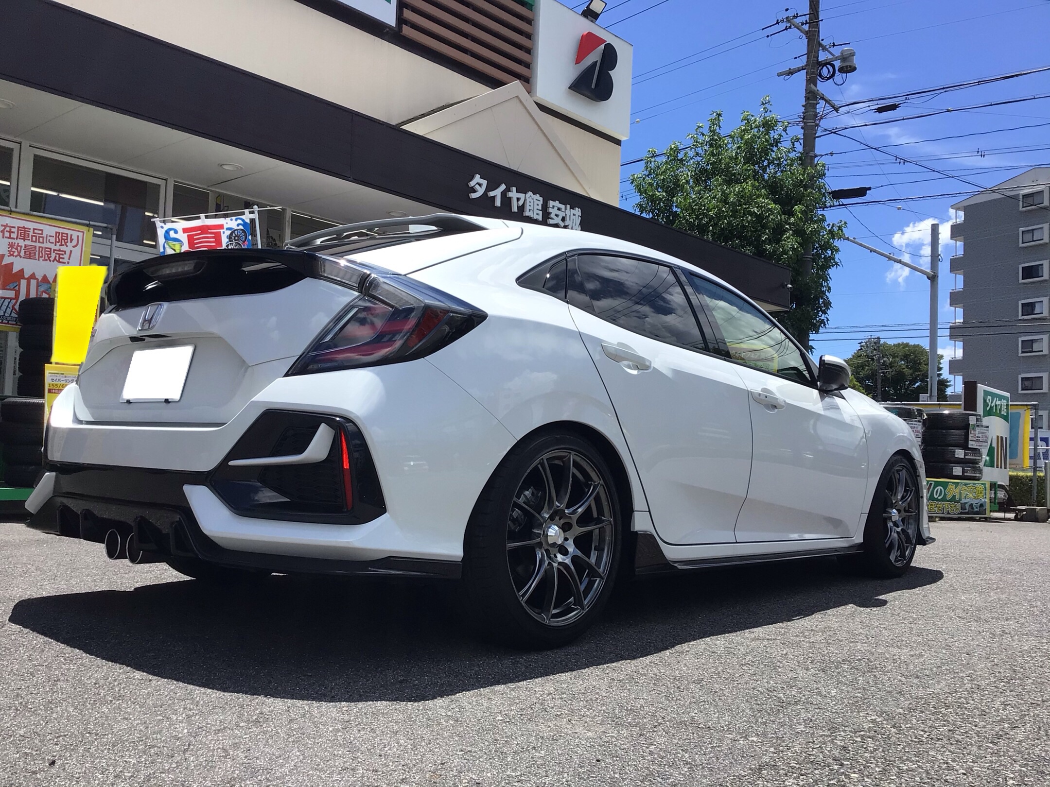 アルミホイール（ウェッズスポーツ SA25R）交換作業 ホンダ・シビック