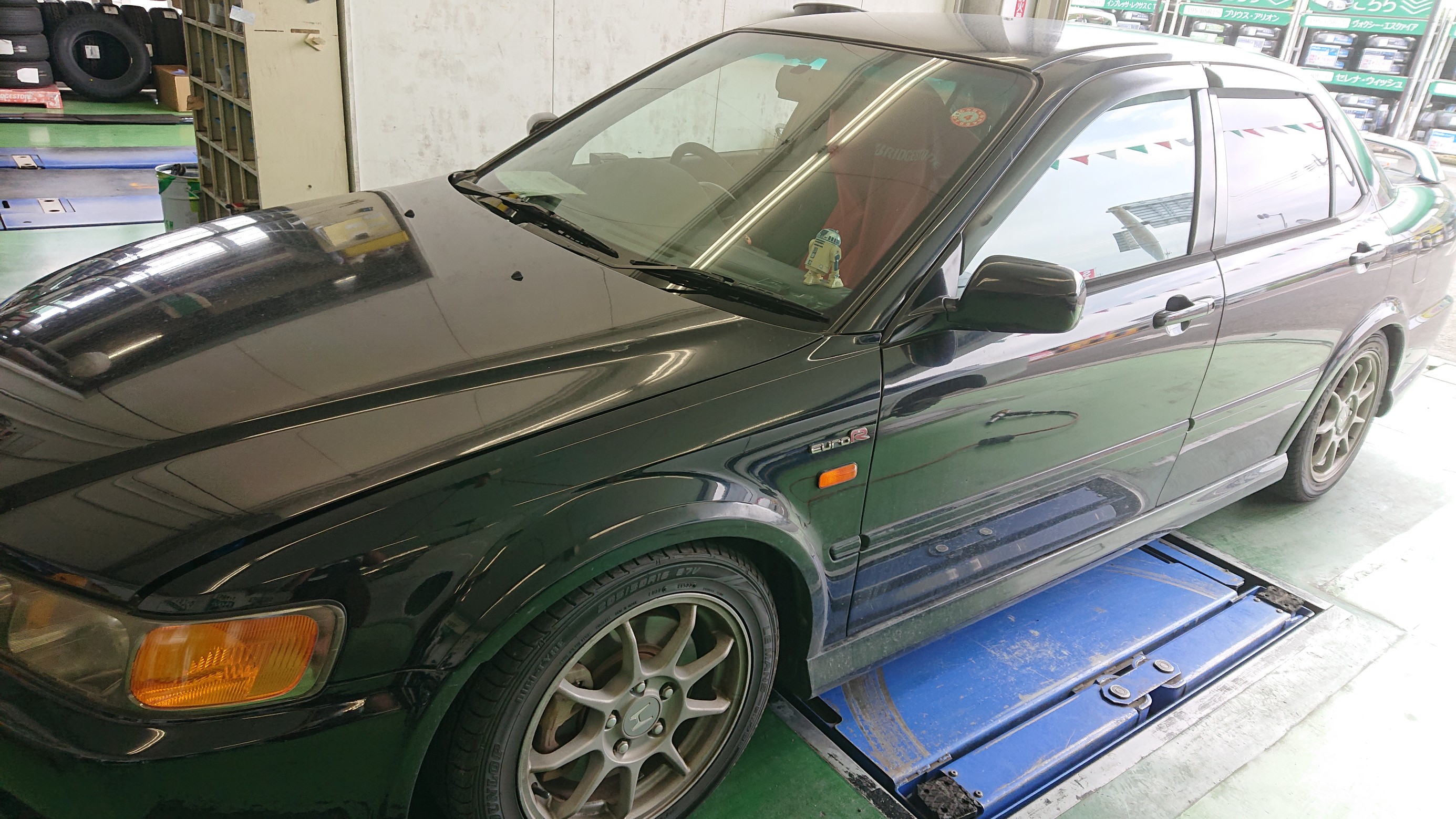 ホンダ アコード ユーロr Cl1 サーモスタット 水温センサー交換 ホンダ アコードユーロr その他 パーツ取付 各種用品取付 サービス事例 タイヤ館 土浦北インター 茨城県のタイヤ カー用品ショップ タイヤからはじまる トータルカーメンテナンス タイヤ館