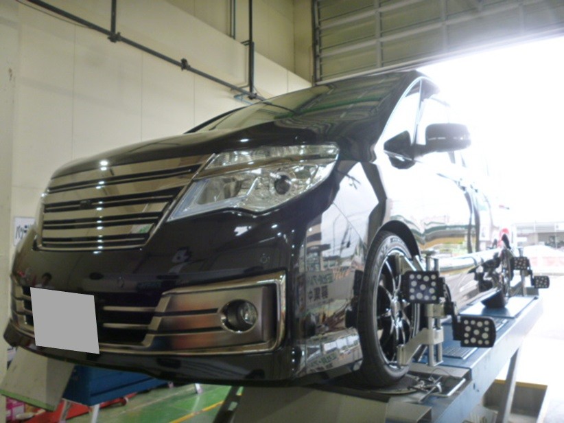 RSR Ti2000 ダウンサス セレナ C25 C26 GC27 N700TW RSR Ti2000 ダウンサス セレナ C25 C26 GC27 N700TW - メルカリ