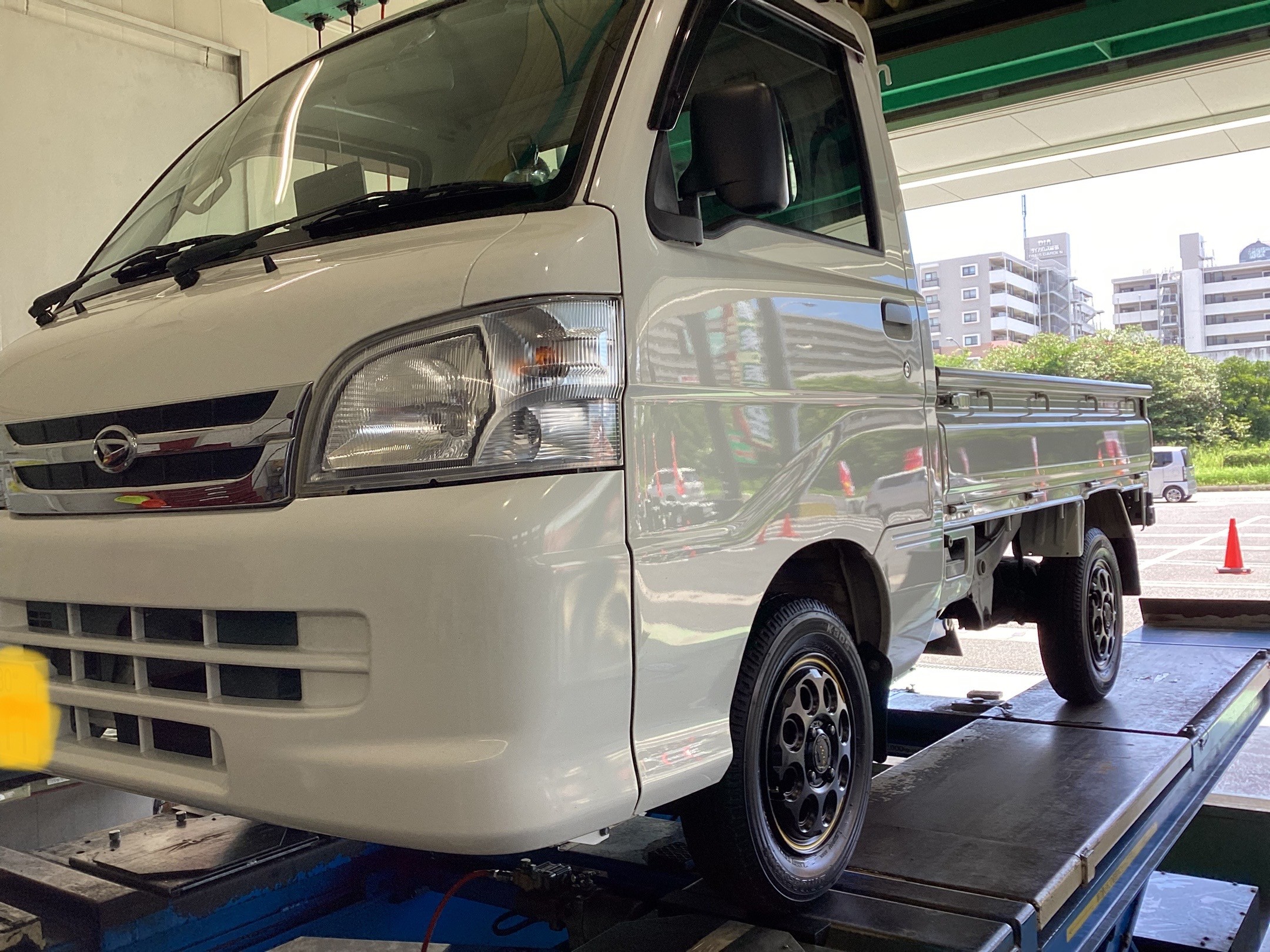 S211P ハイゼットトラック タイヤホイールセット交換 | サービス事例