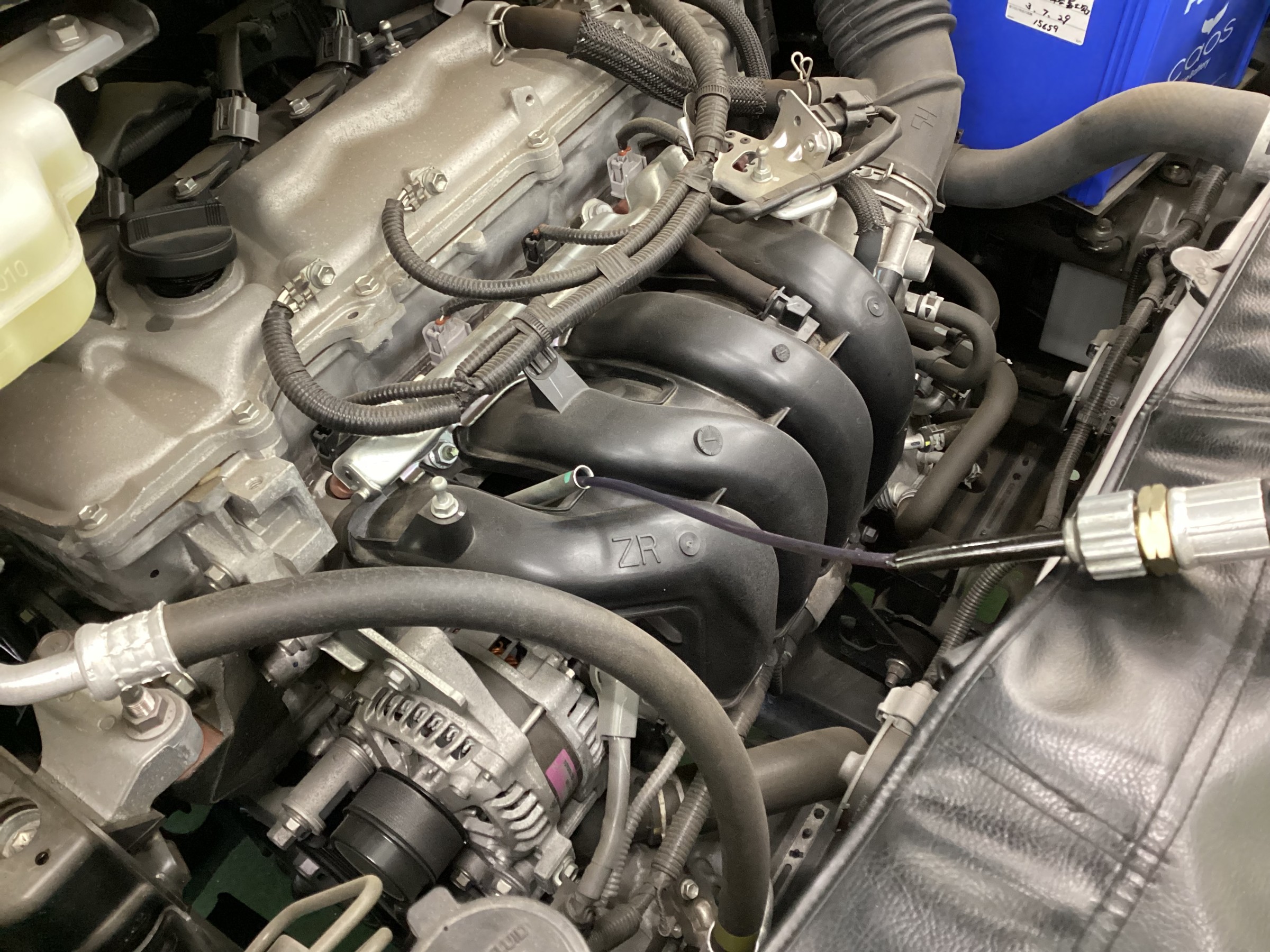 NV200 エンジンオイル交換 日産 NV200バネット メンテナンス商品 サービス事例 タイヤ館 保谷 東京都のタイヤ、カー