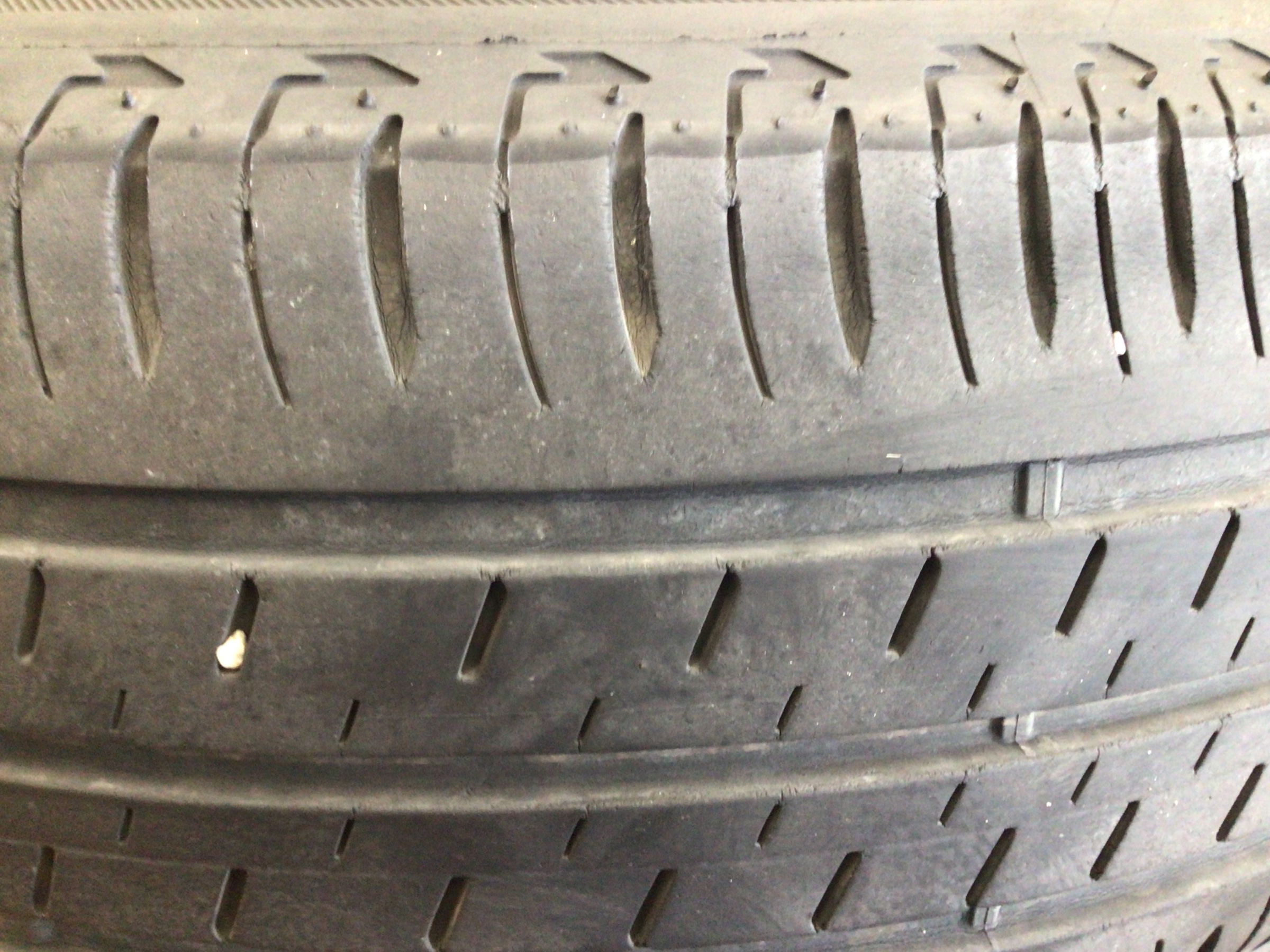 スズキ・スイフトRS(ZC13S)〜タイヤ交換(レグノ GR-XII)〜 | スズキ