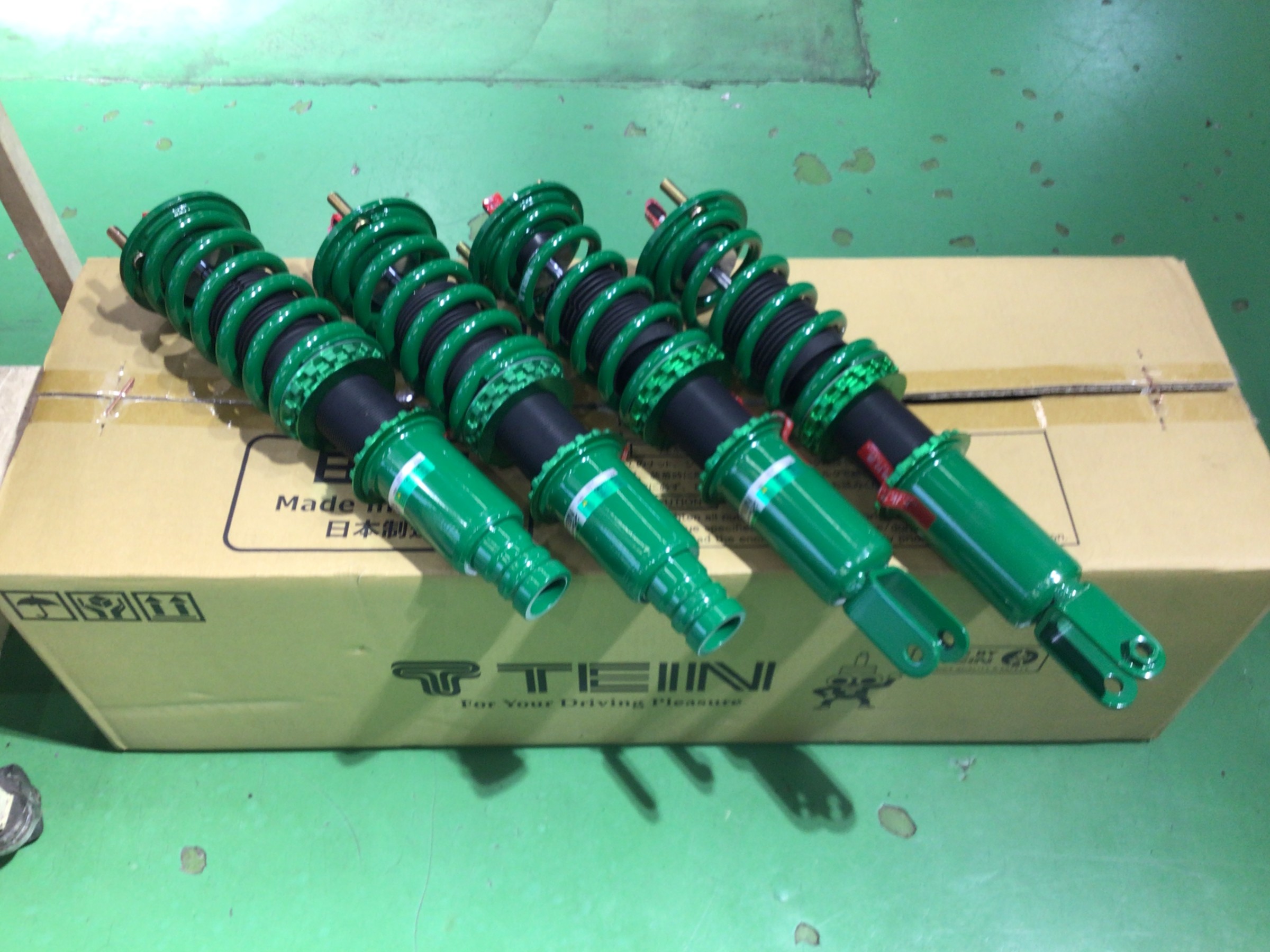 シビック 1200 RS ミニカー - メルカリ